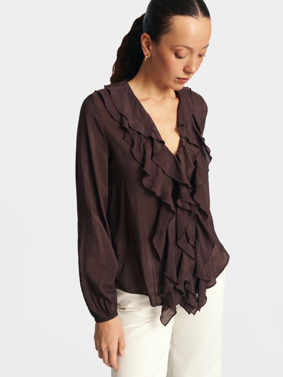 Рубашка с воланами