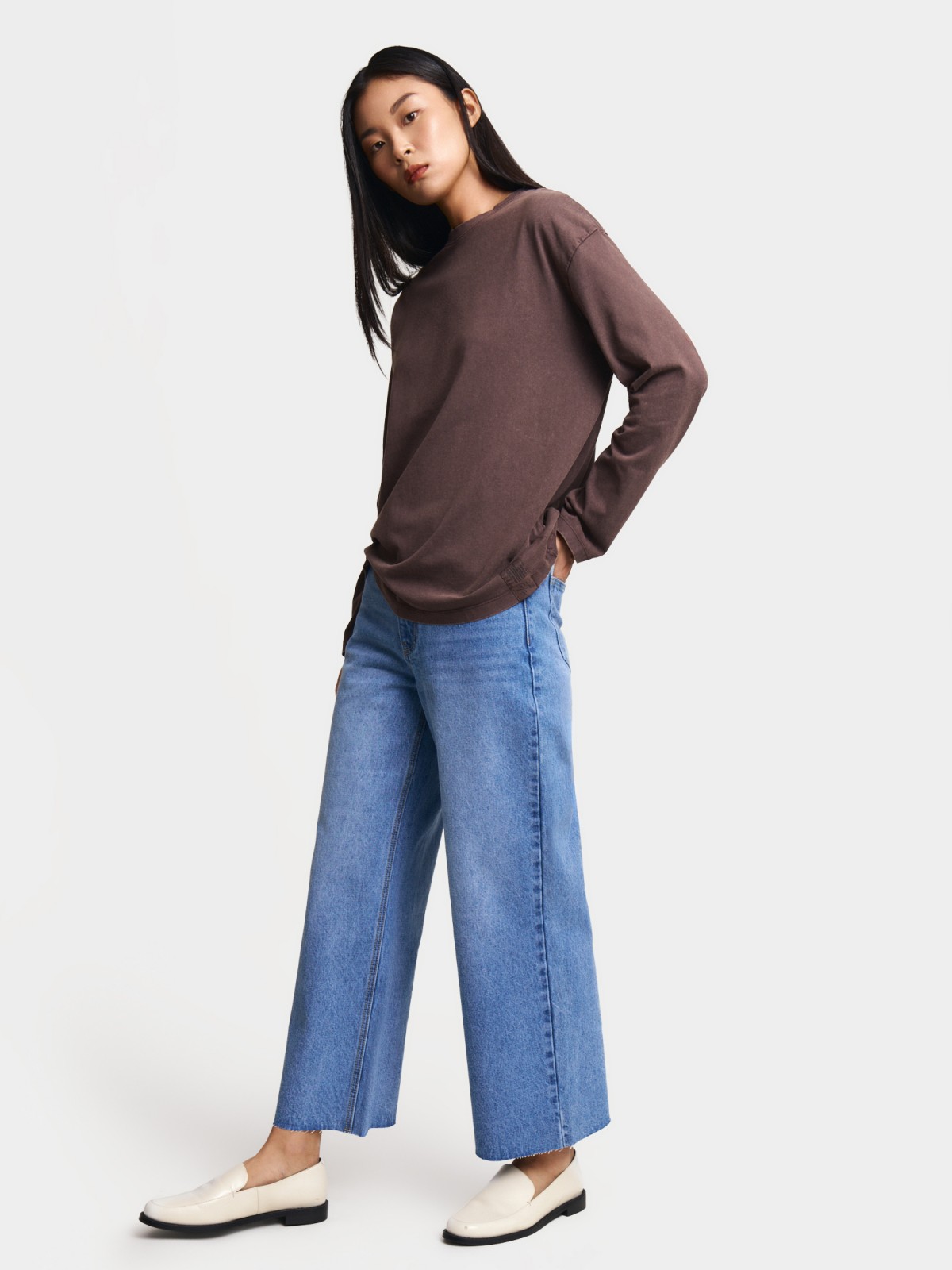 Трикотажный оверсайз лонгслив из хлопка