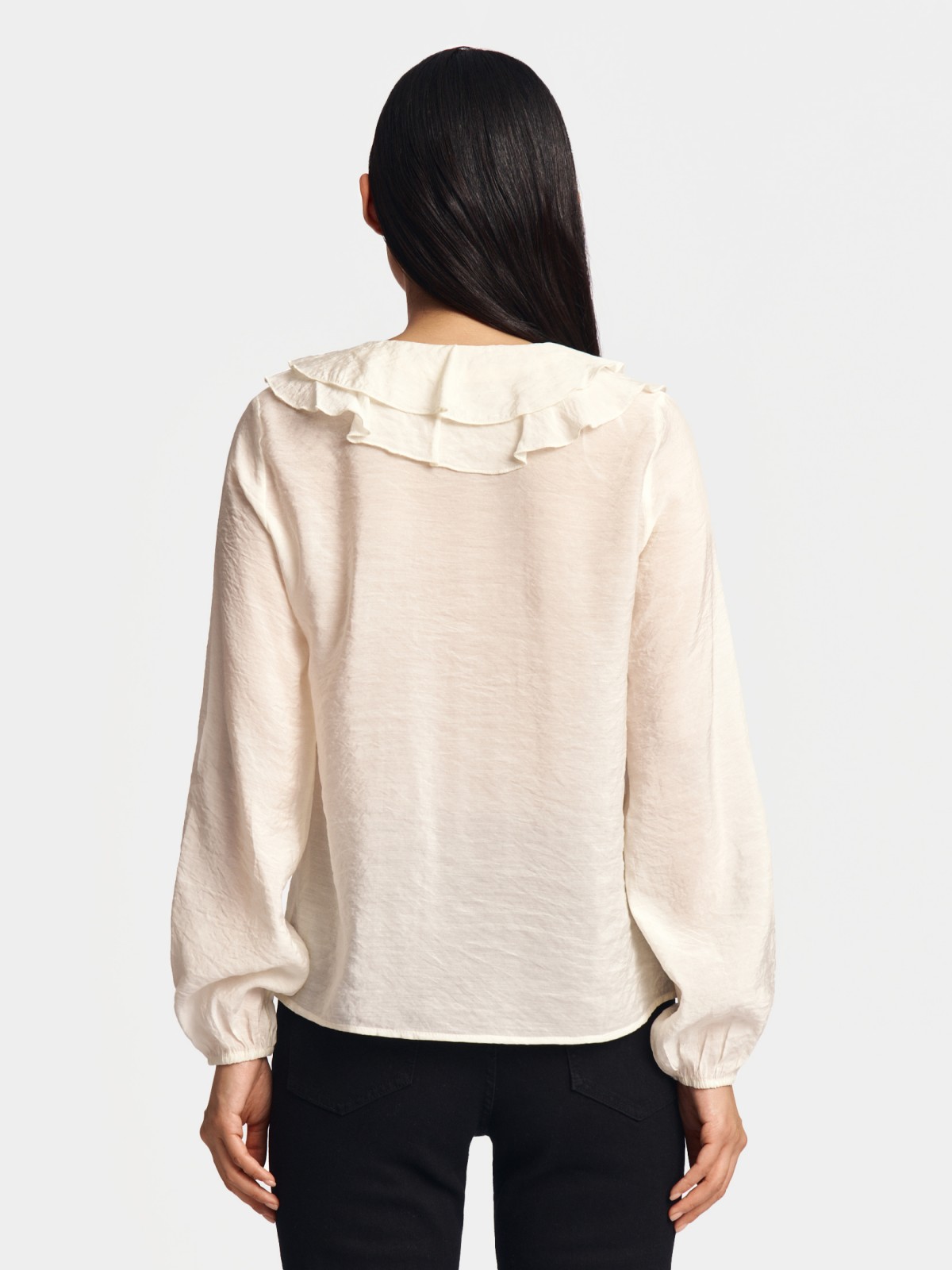 Рубашка с воланами