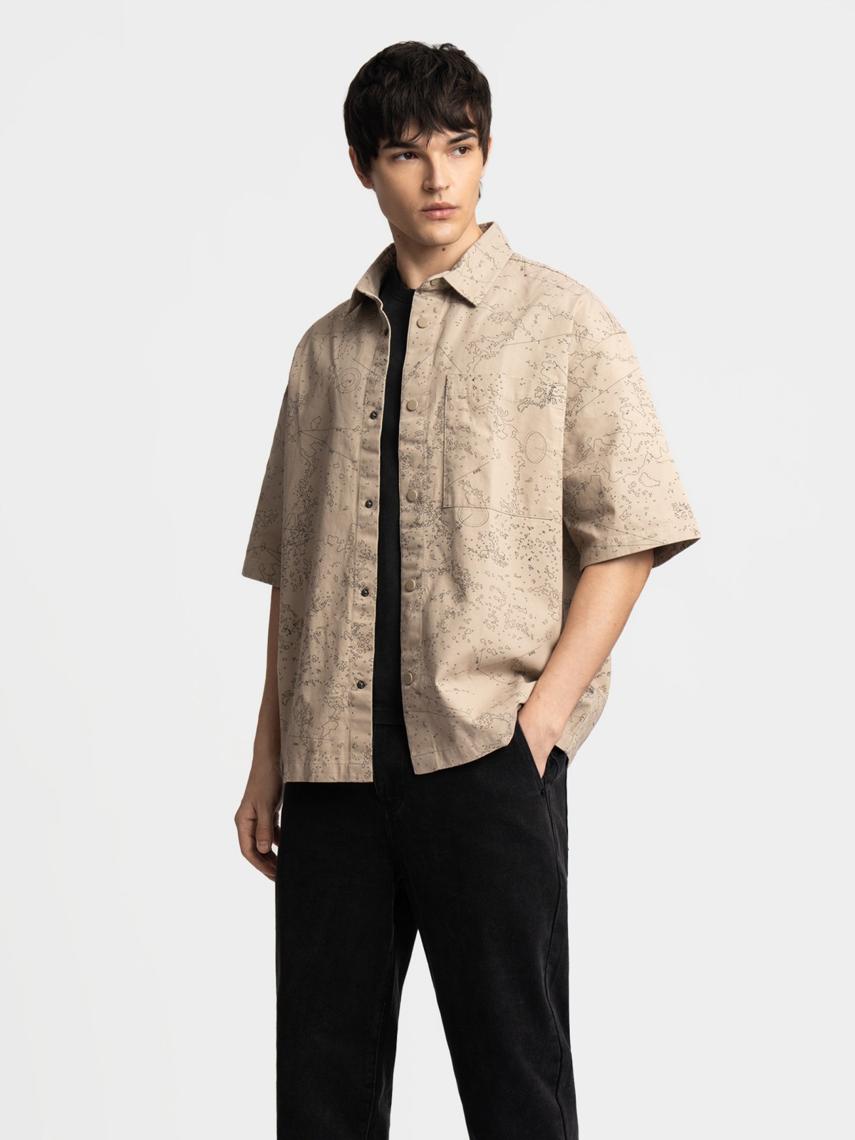 Рубашка с  короткими рукавами