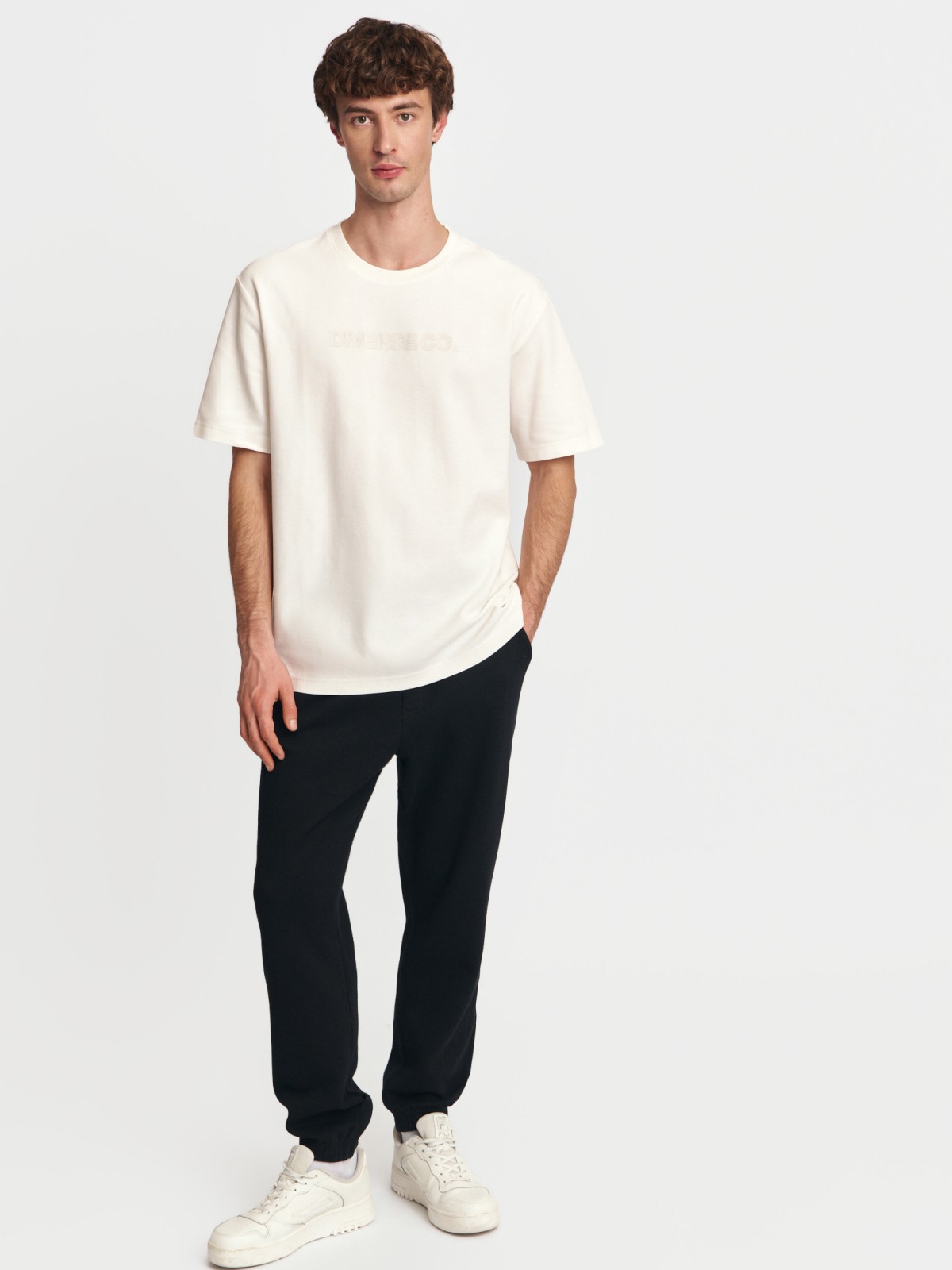 Брюки-джоггеры трикотажные