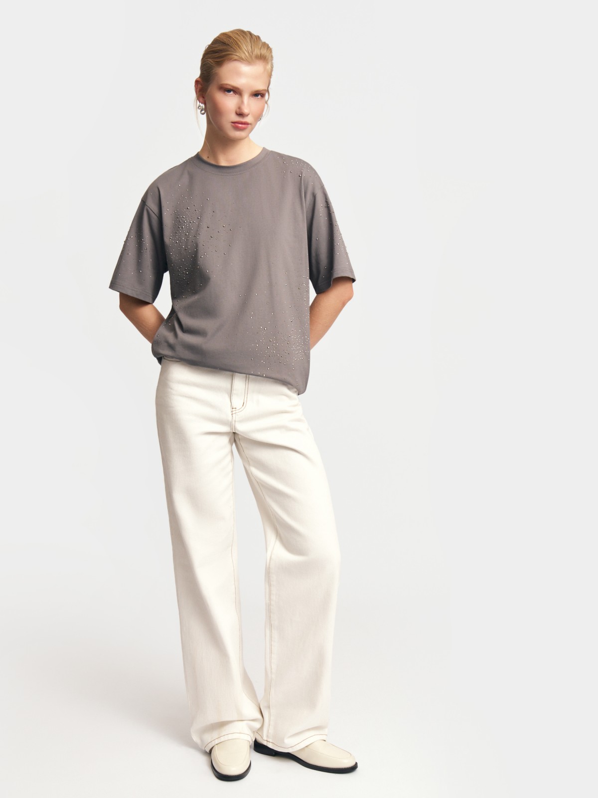 Футболка из хлопка со стразами