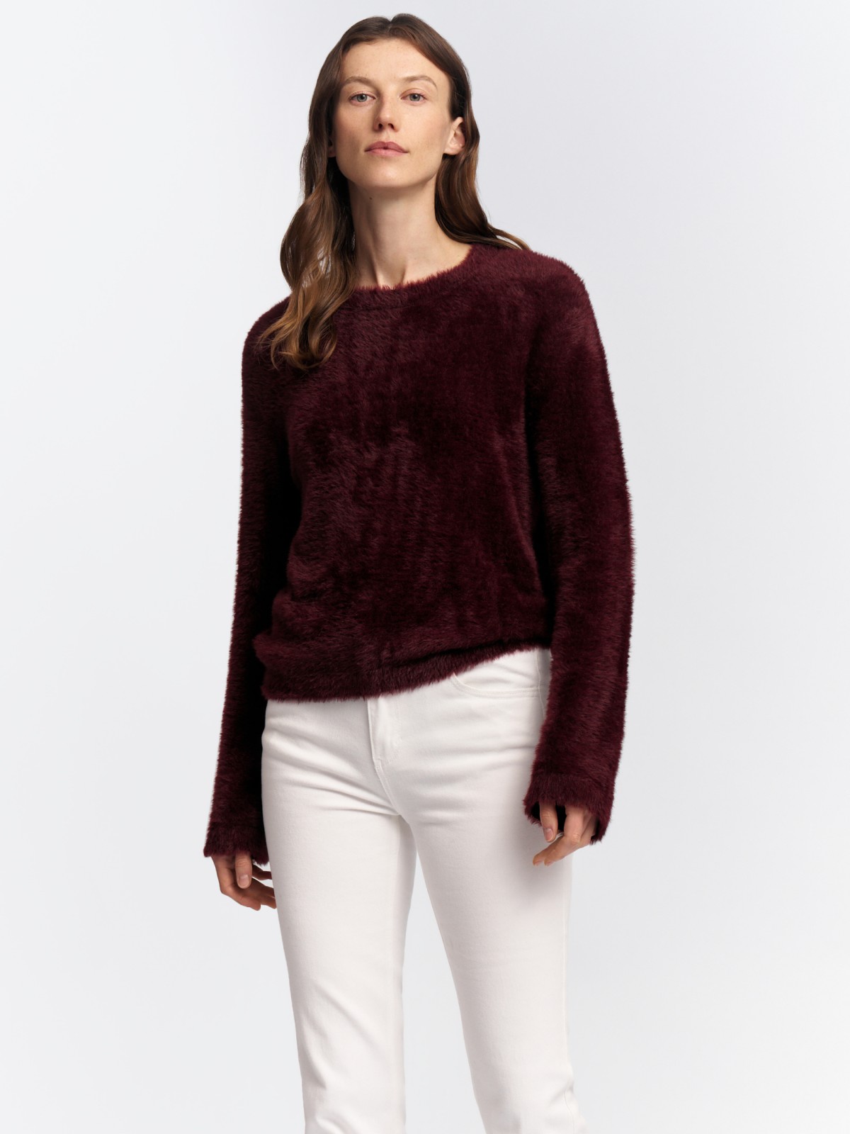 Тёплый пушистый вязаный джемпер