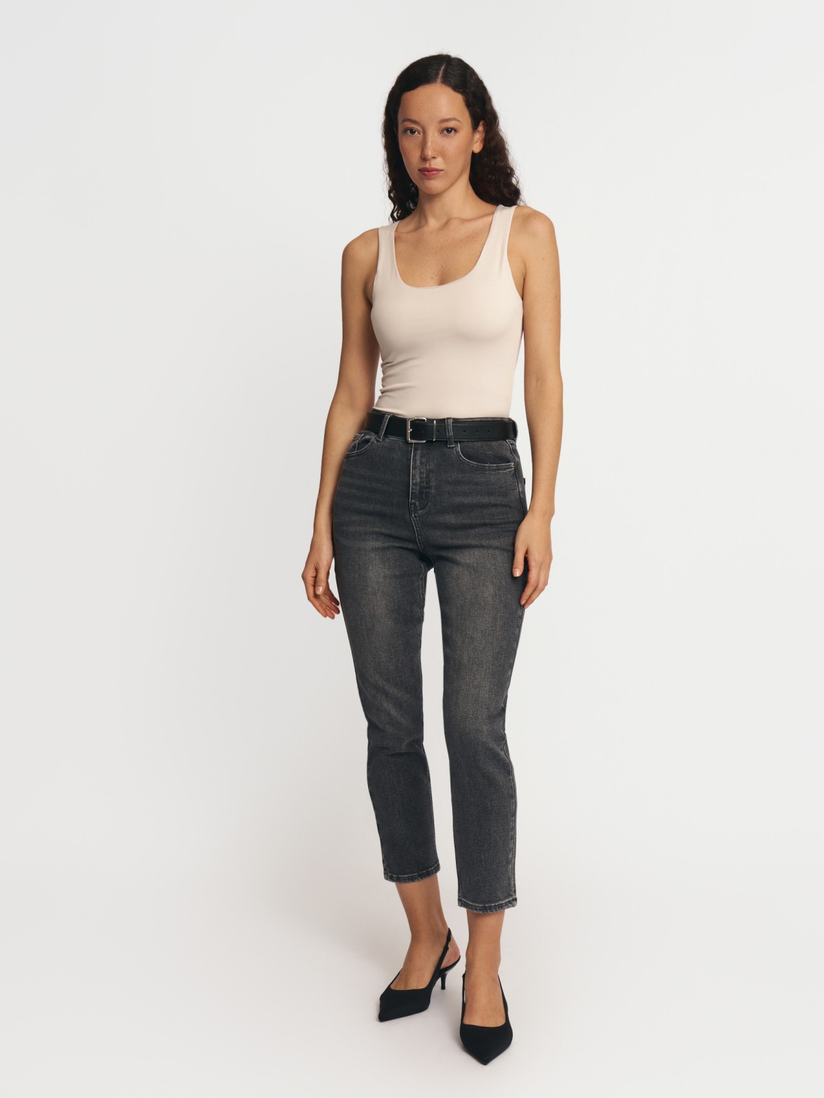 Бесшовный топ-майка без рукавов