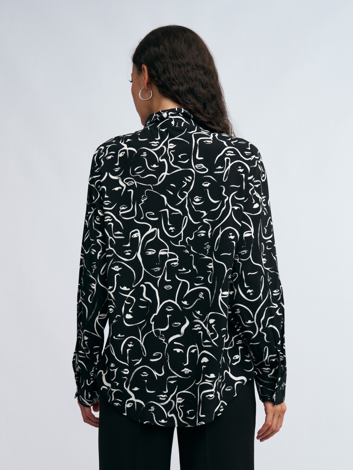 Рубашка оверсайз силуэта из вискозы с принтом