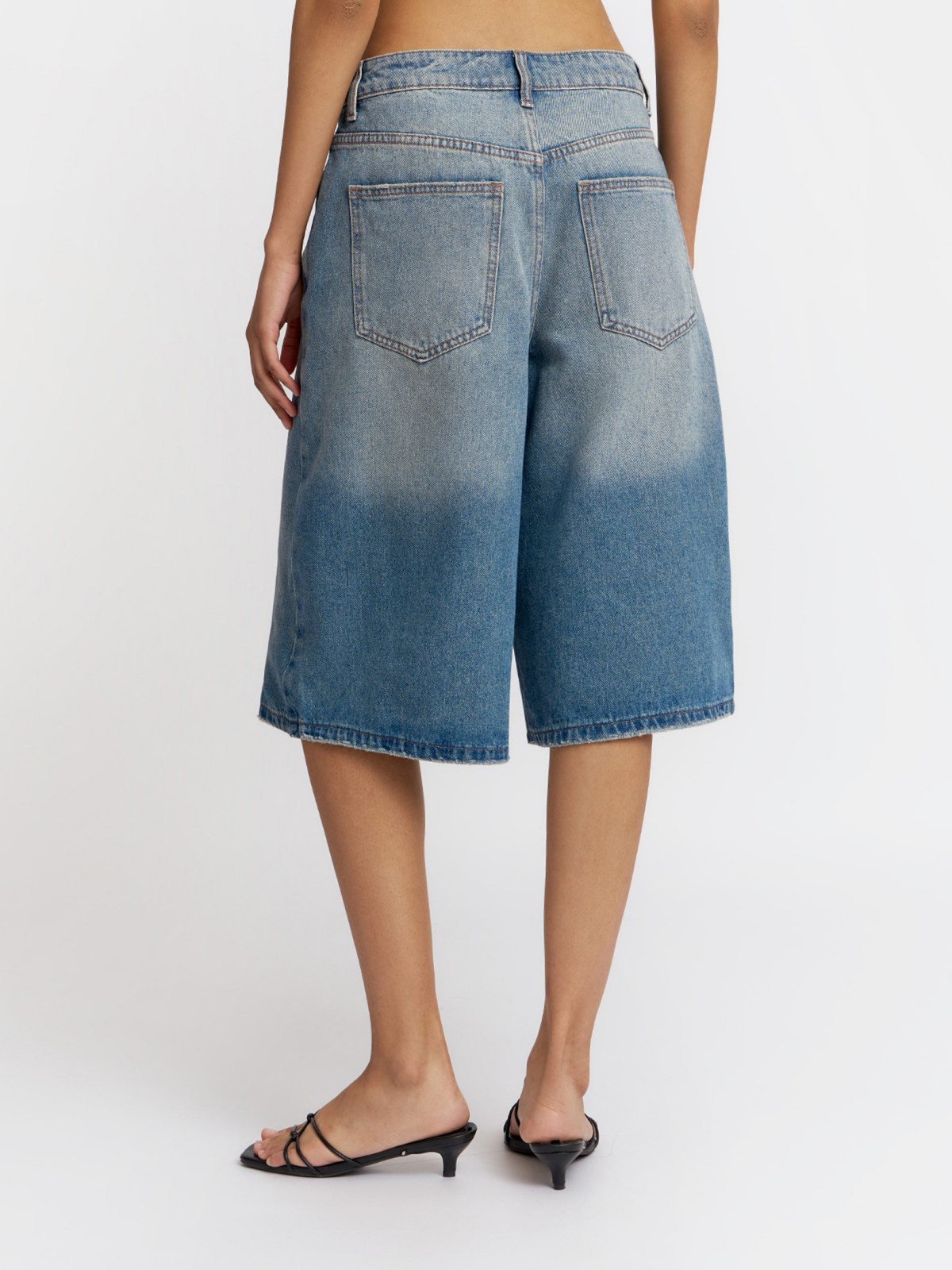 Брюки джинсовые короткие