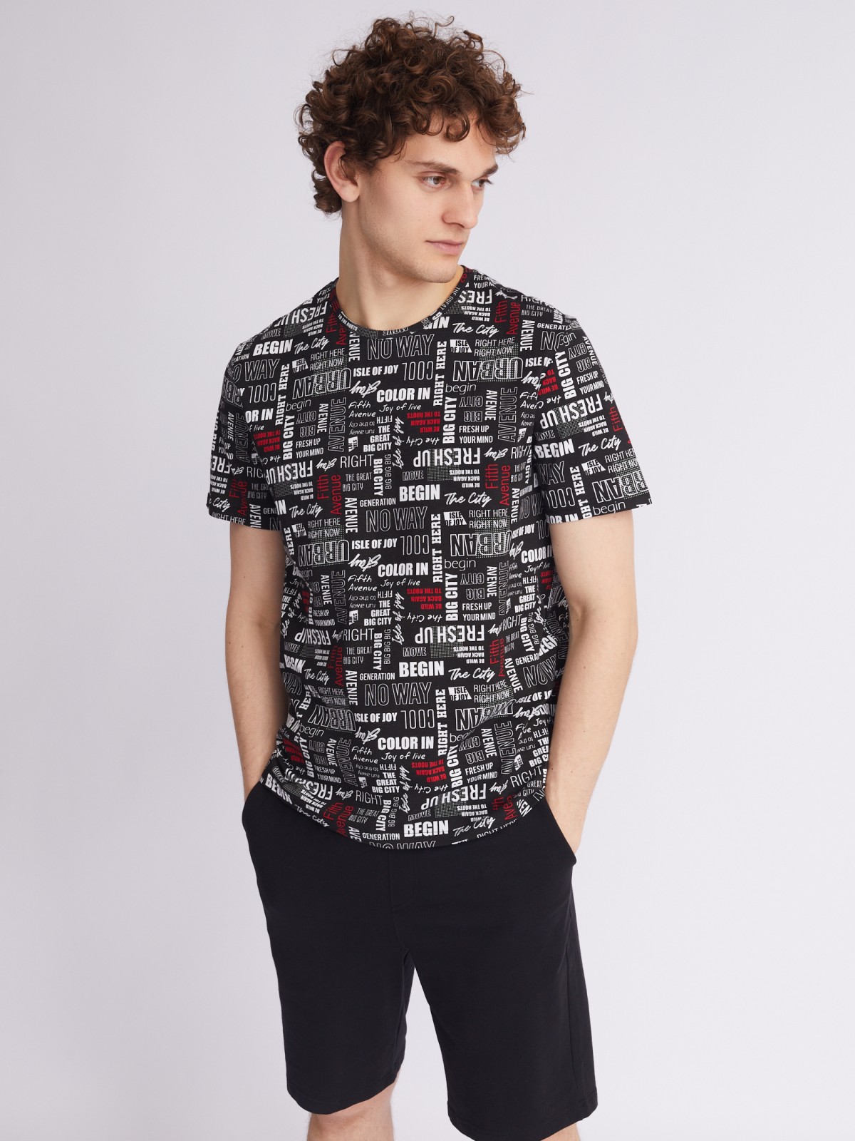 Принтованная футболка с коротким рукавом