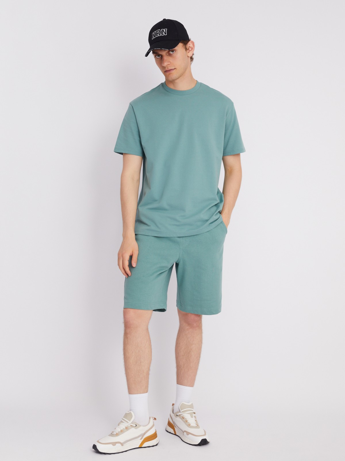 Футболка из плотного трикотажа из хлопка