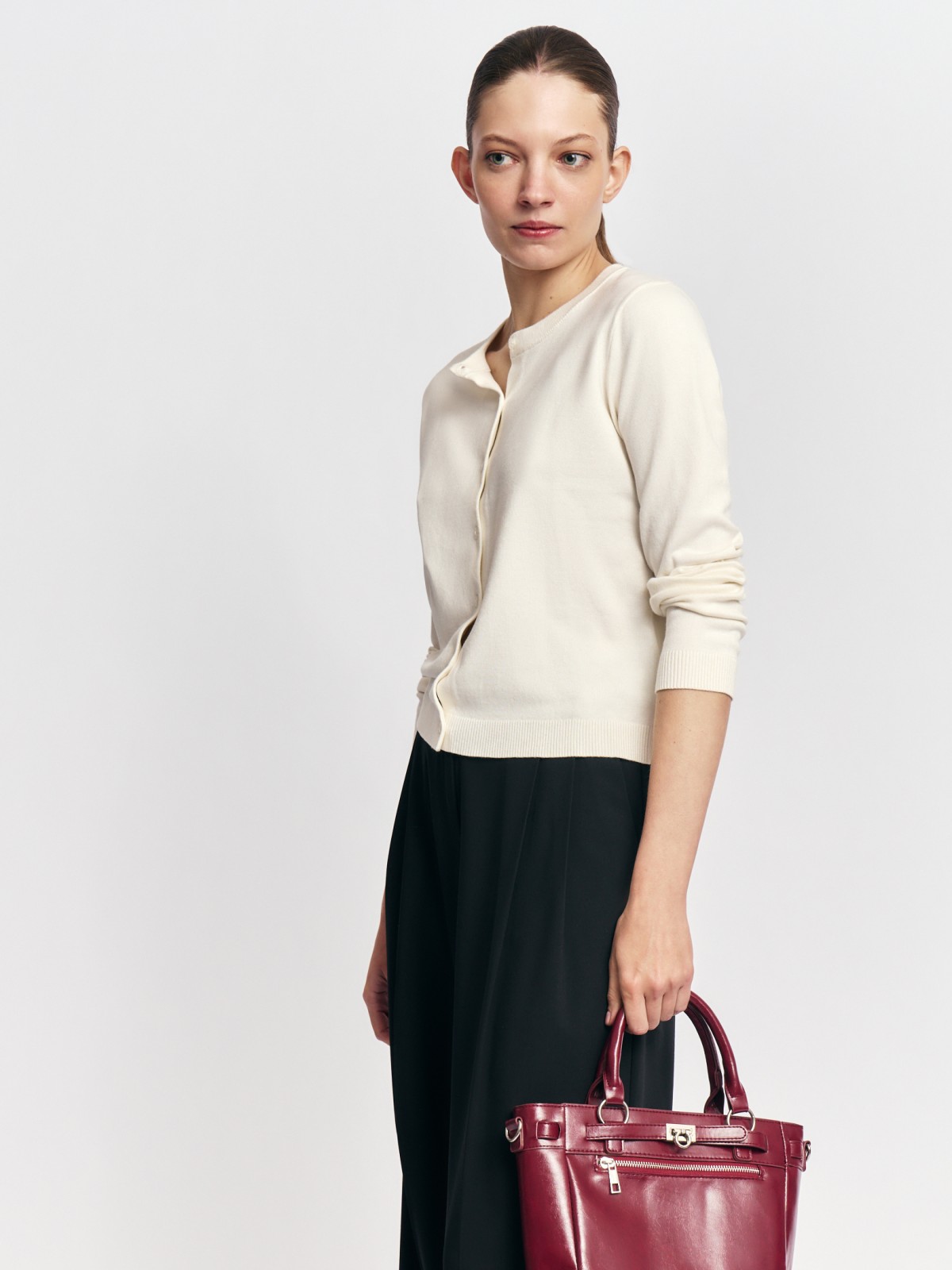 Трикотажный кардиган на пуговицах