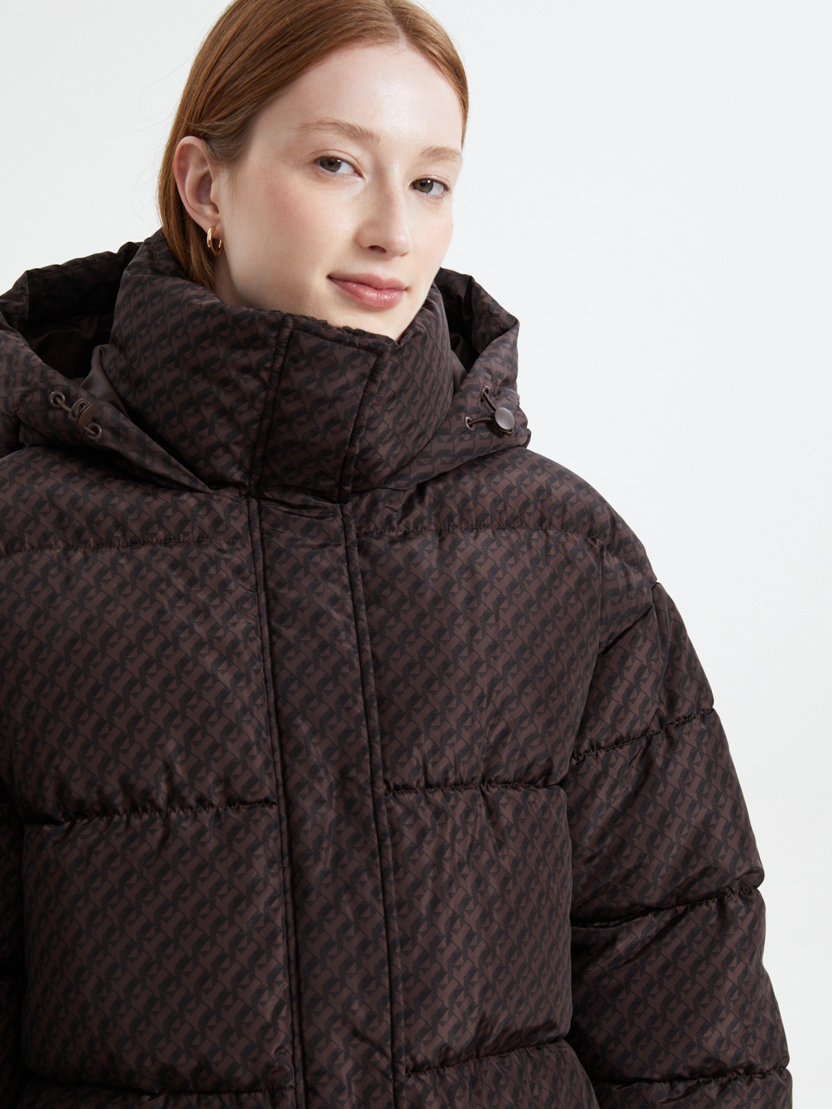 Стёганая оверсайз куртка с капюшоном