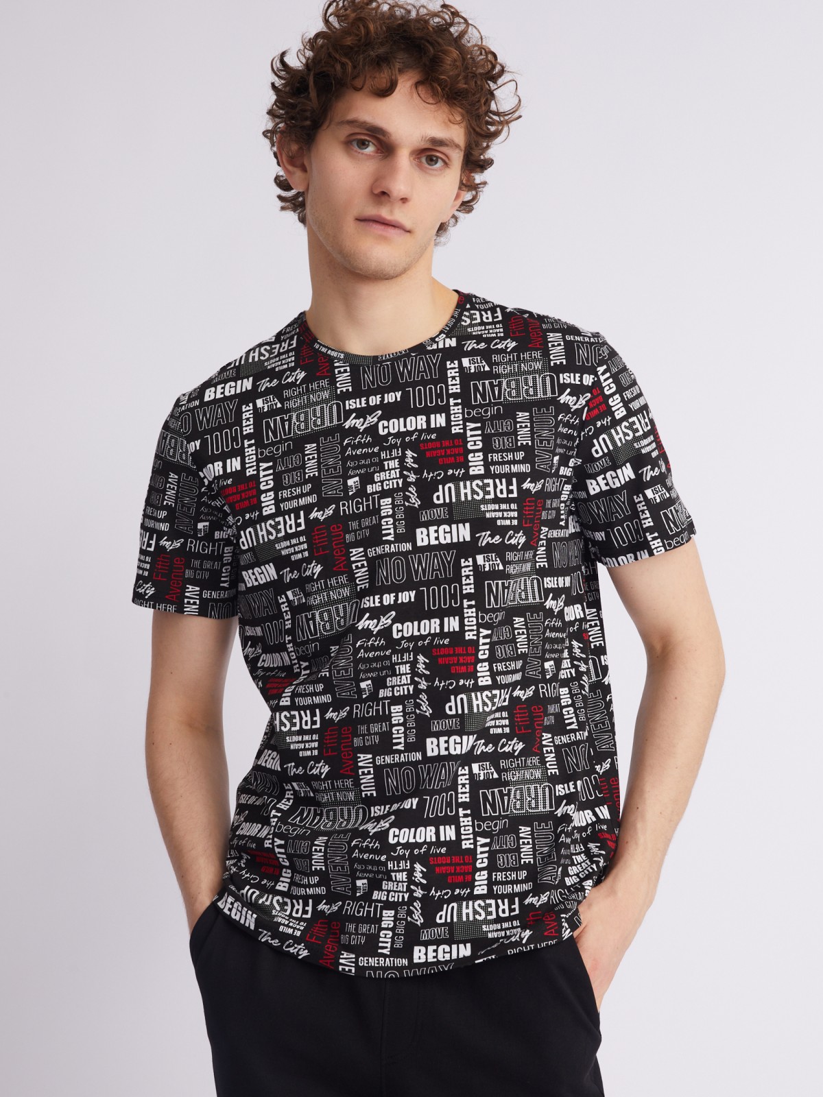 Принтованная футболка с коротким рукавом