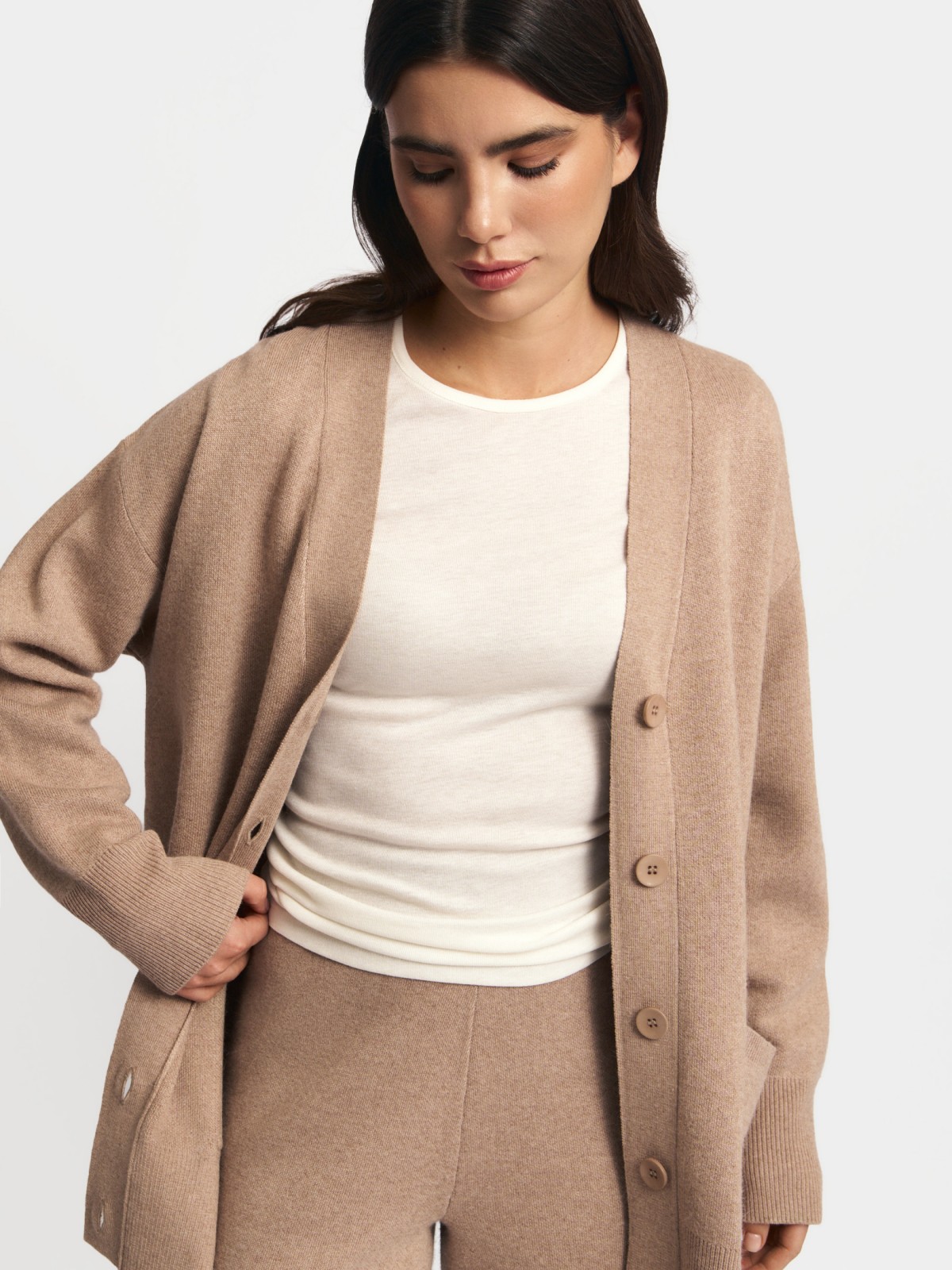 Трикотажный кардиган на пуговицах