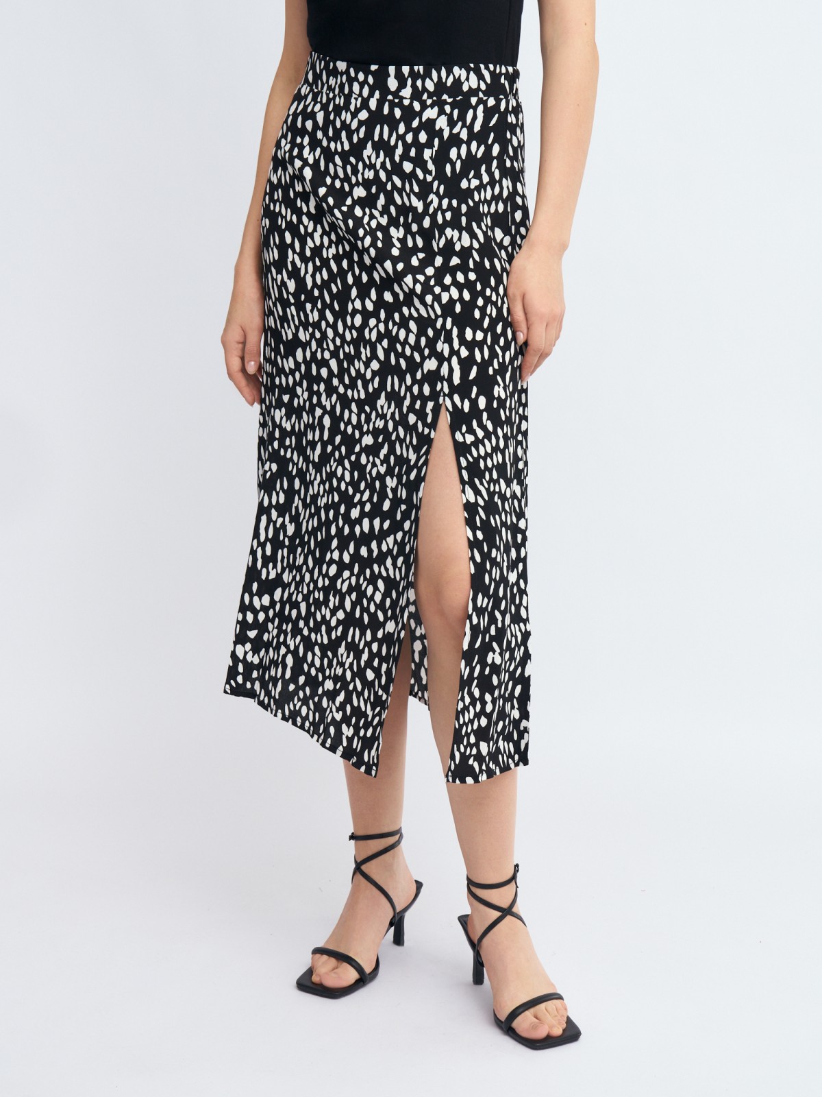 Юбка миди из вискозы на резинке с разрезом