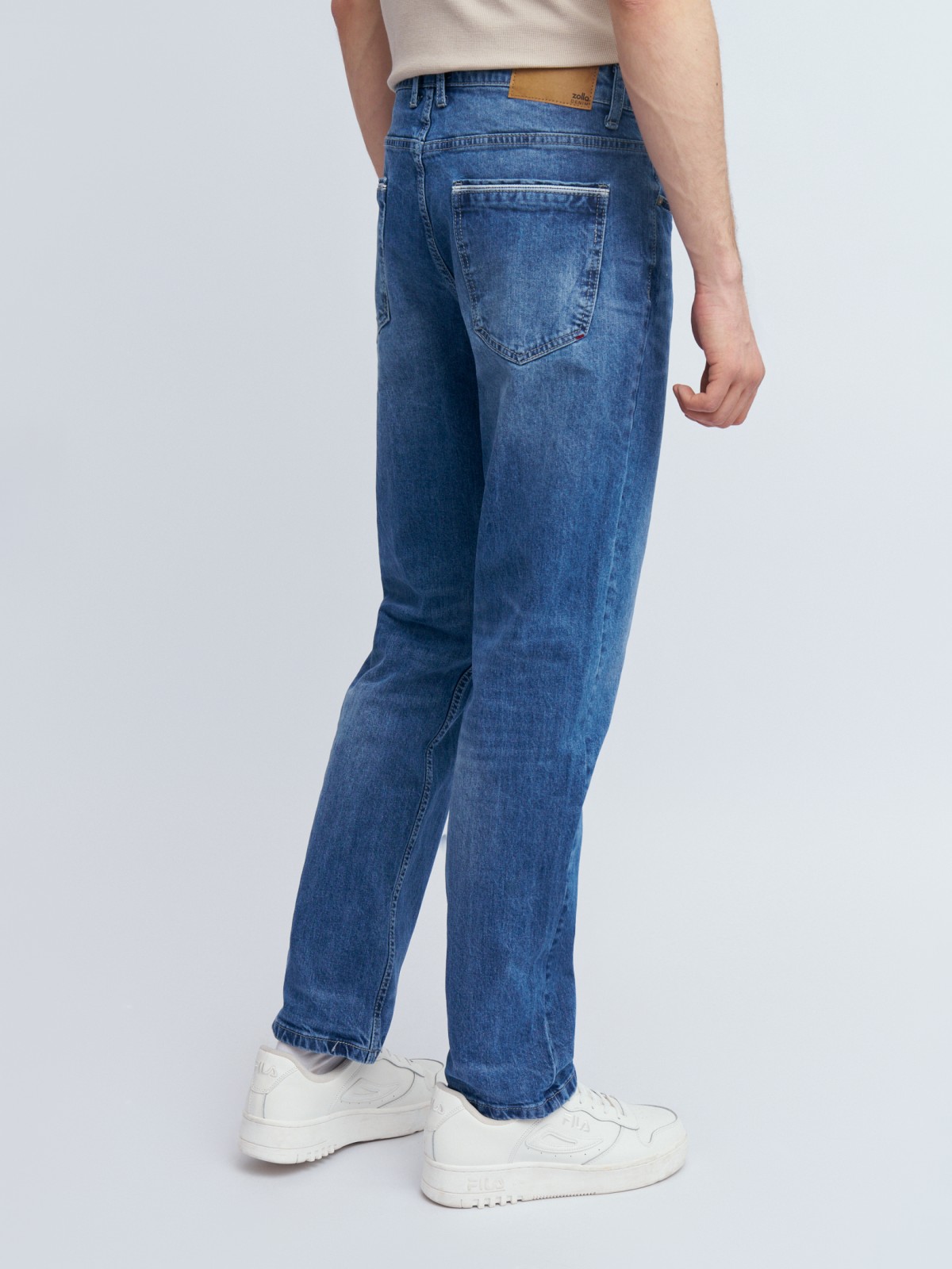 Джинсы фасона Tapered