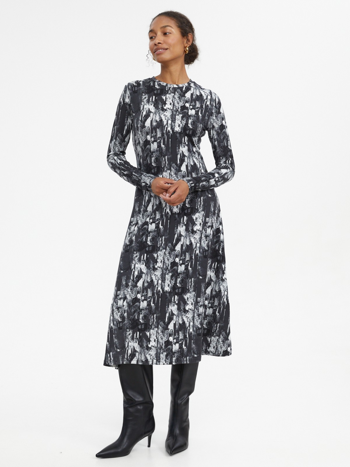 Трикотажное платье миди с принтом