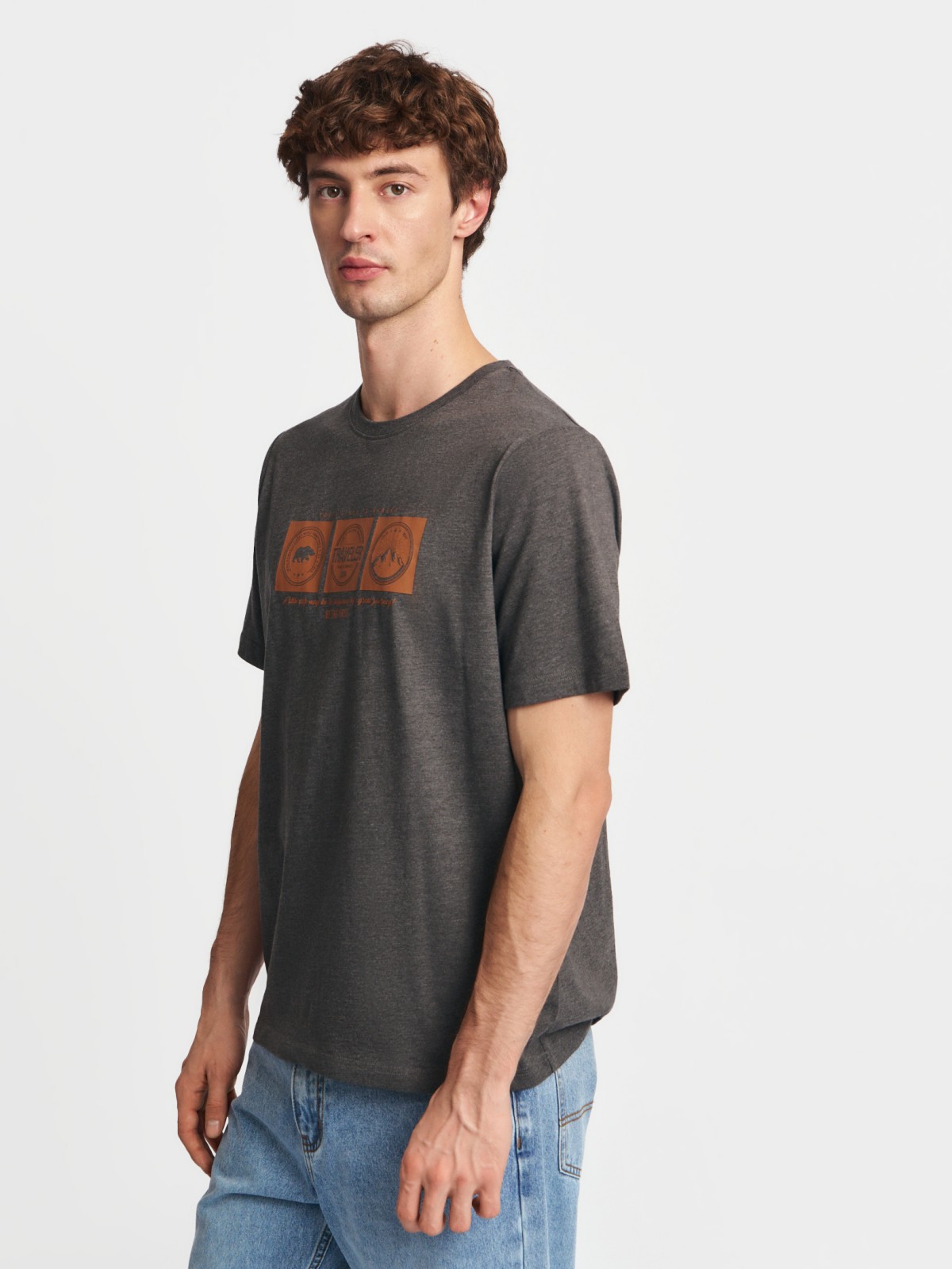 Футболка с принтом