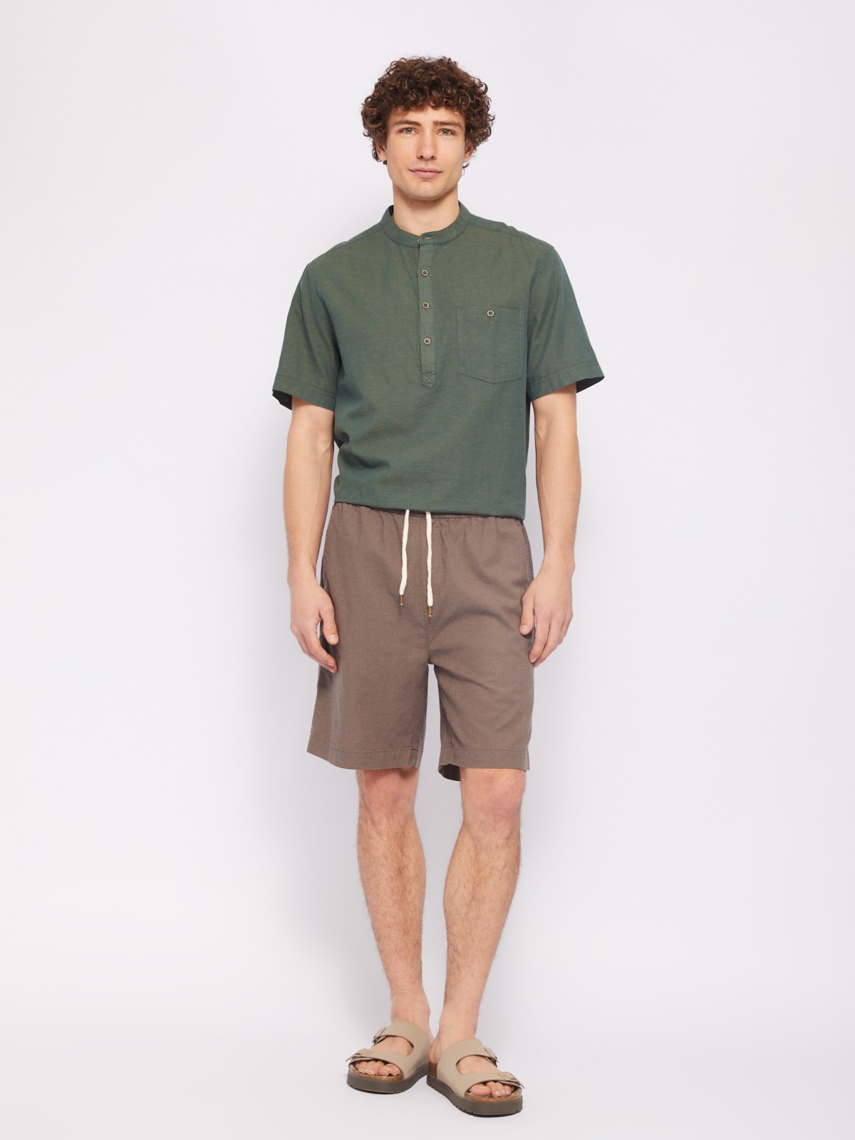 Удлинённые льняные шорты на резинке