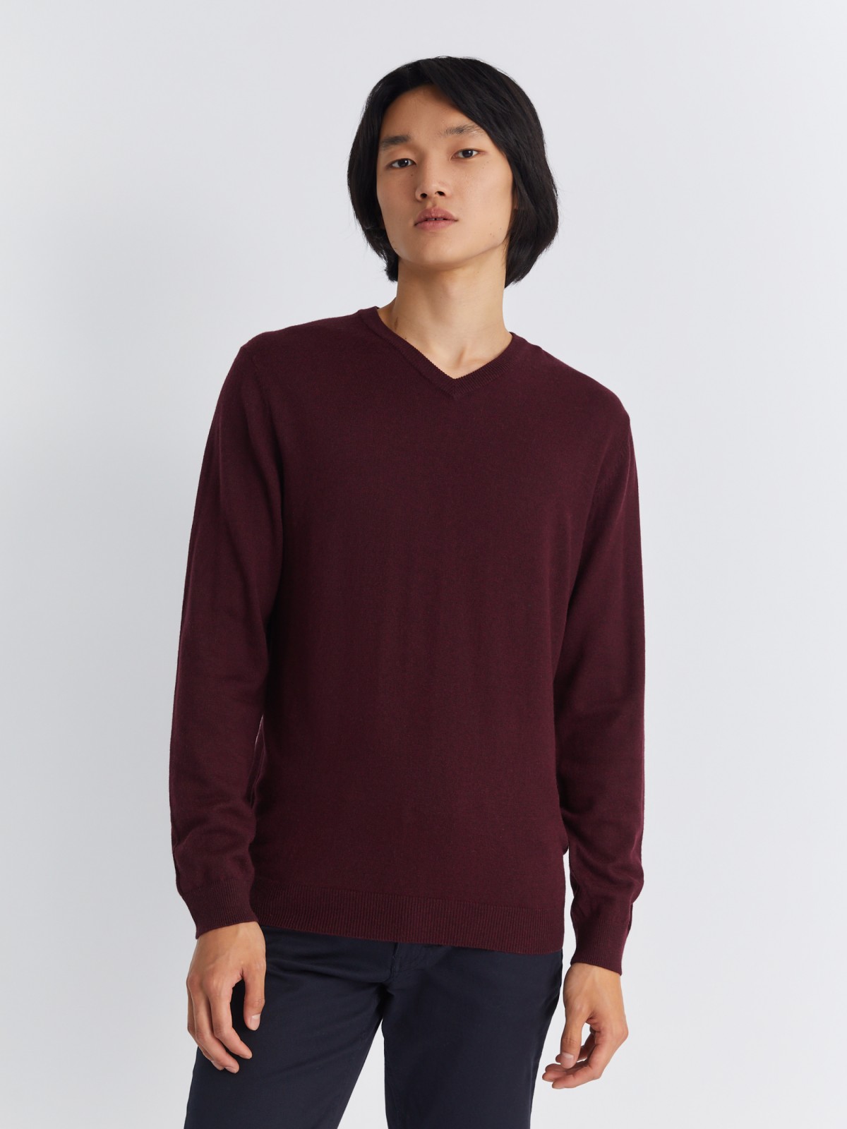 Шерстяной трикотажный пуловер с треугольным вырезом и длинным рукавом zolla 013346163042, цвет бордо, размер M - фото 3