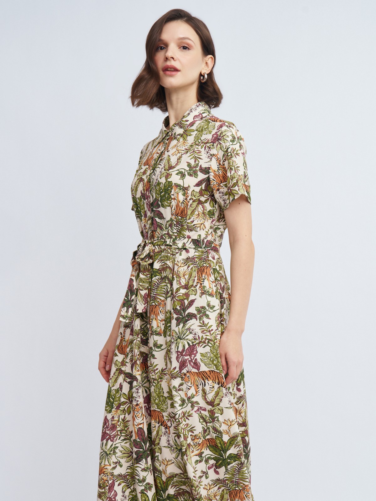 Платье-рубашка из вискозы с поясом