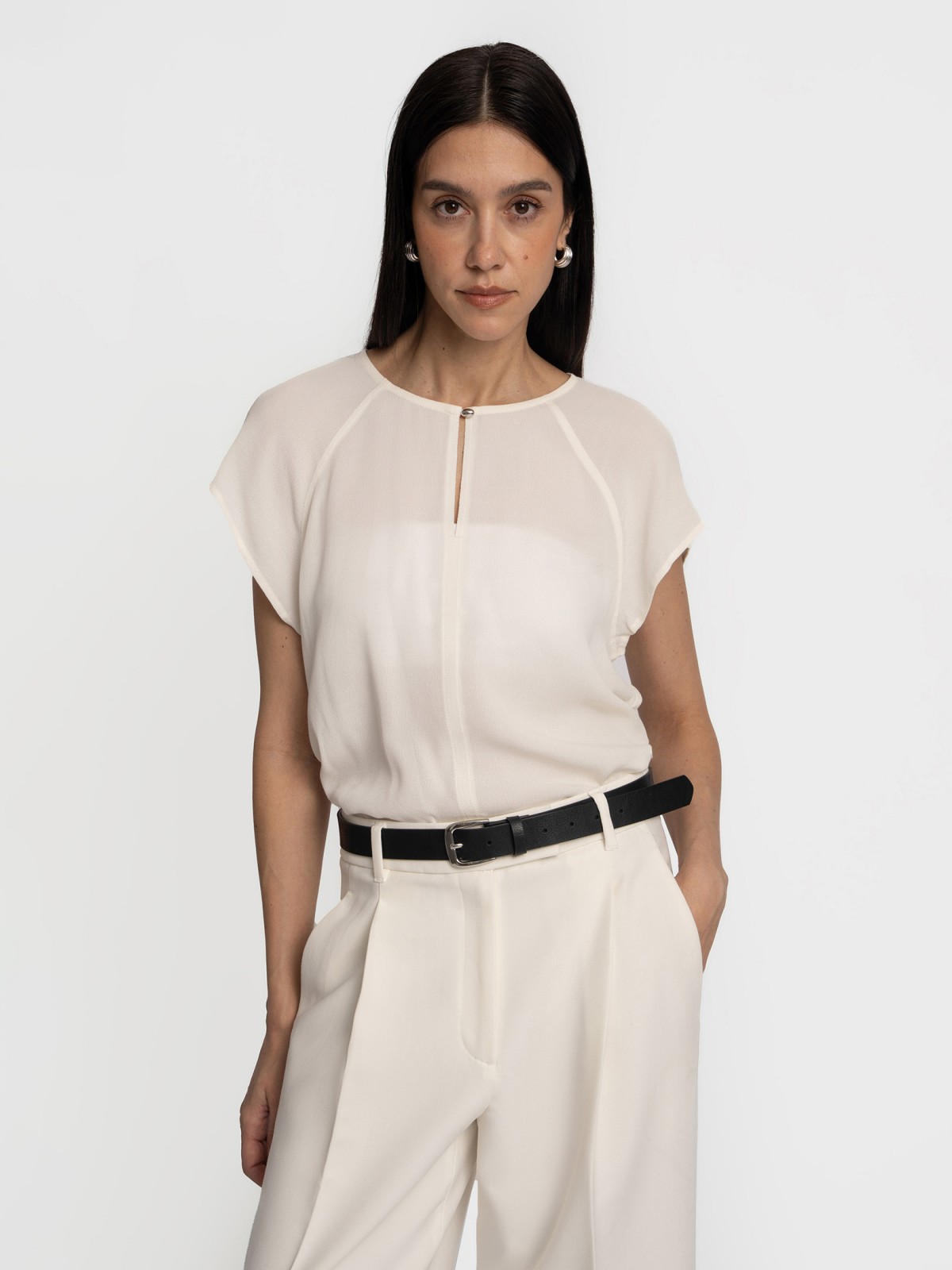 Блузка с короткими рукавами