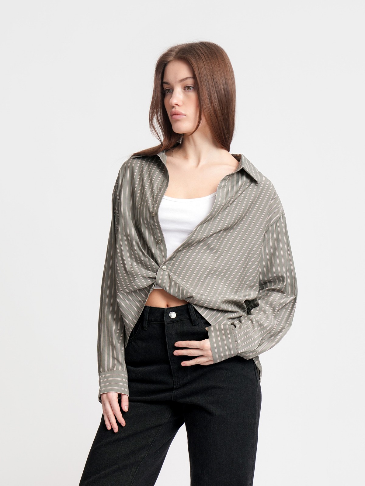 Блузка с  длинными рукавами