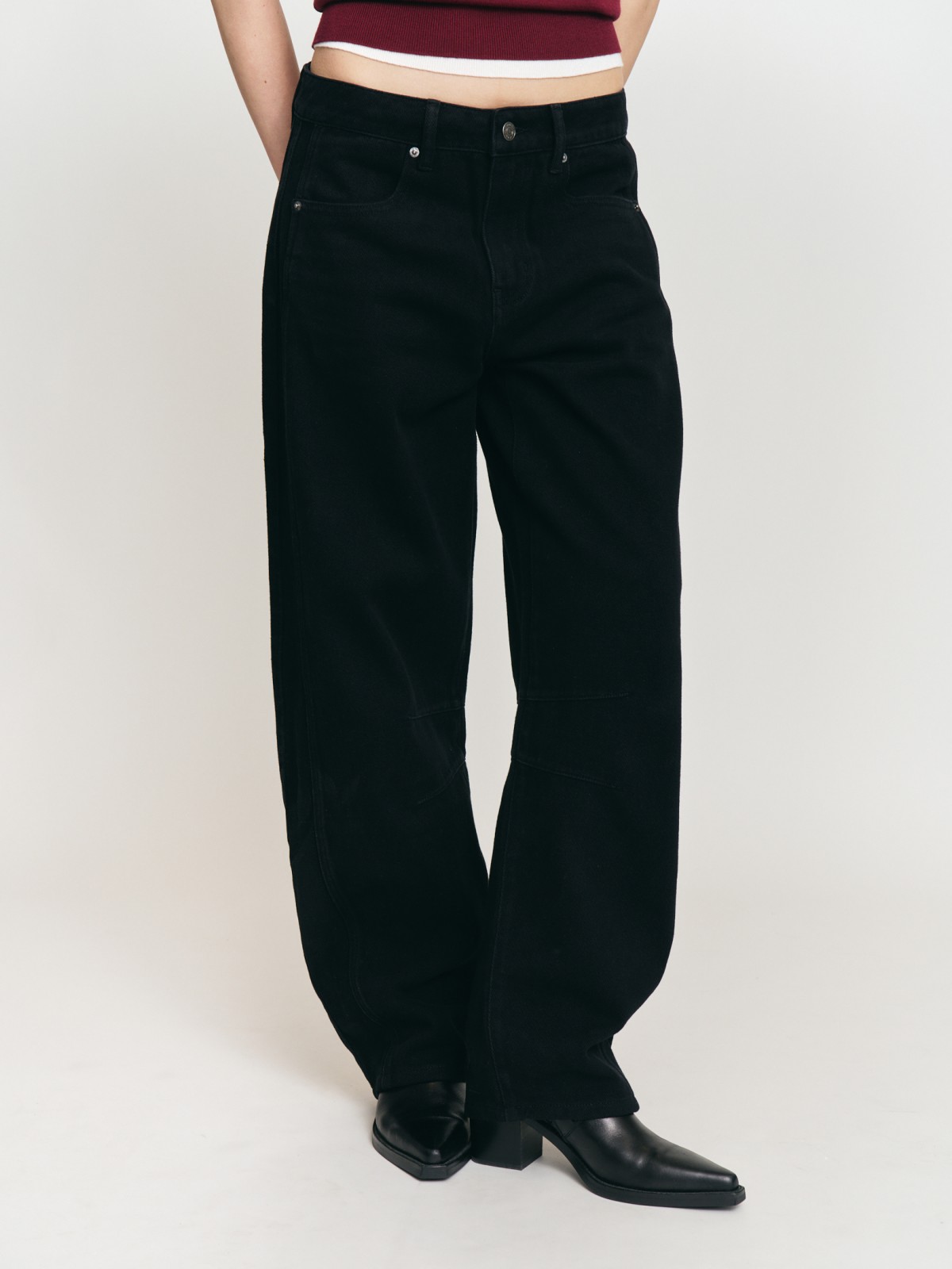 Джинсы силуэта Balloon с посадкой Loose