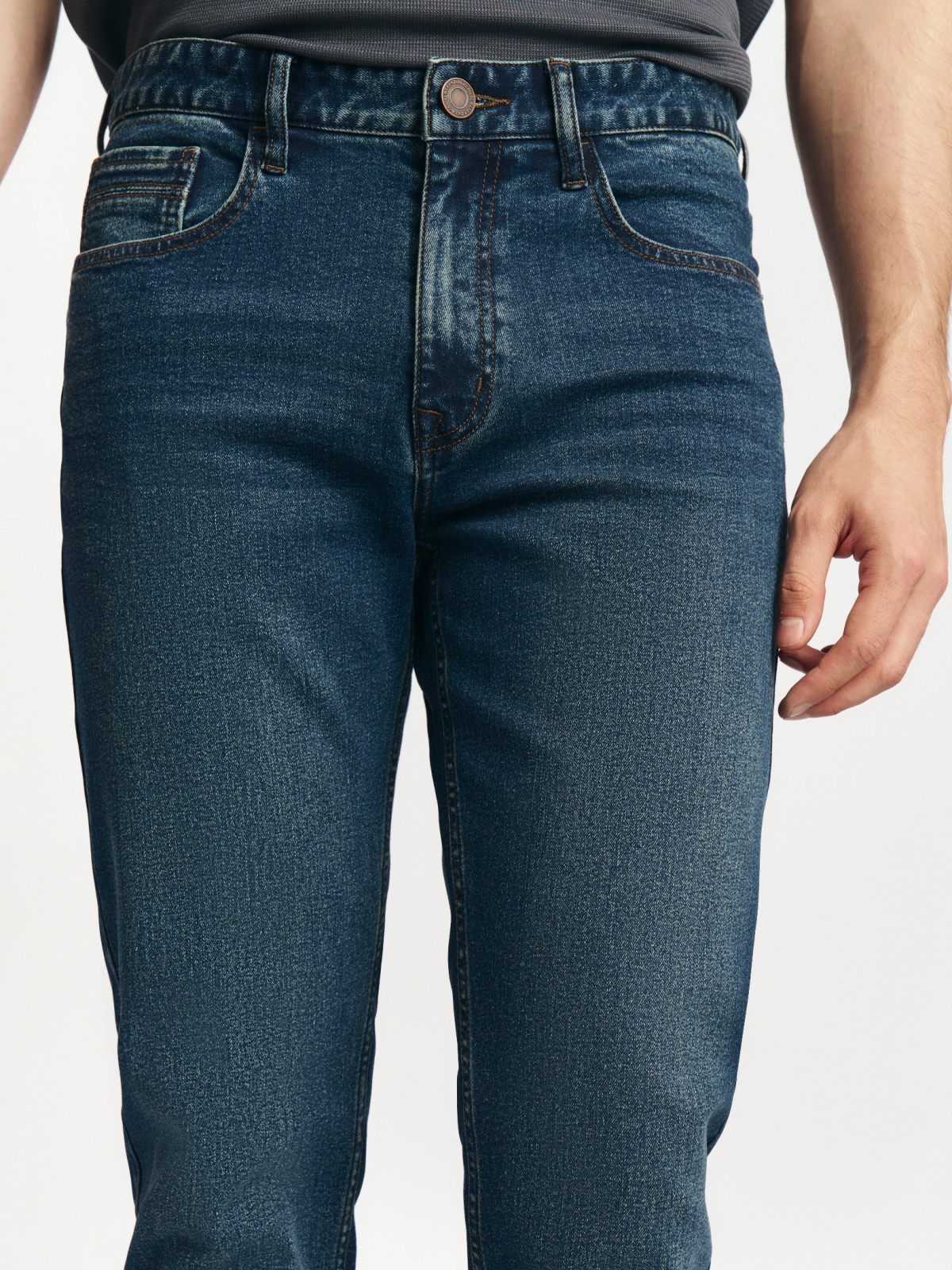 Джинсы фасона Tapered