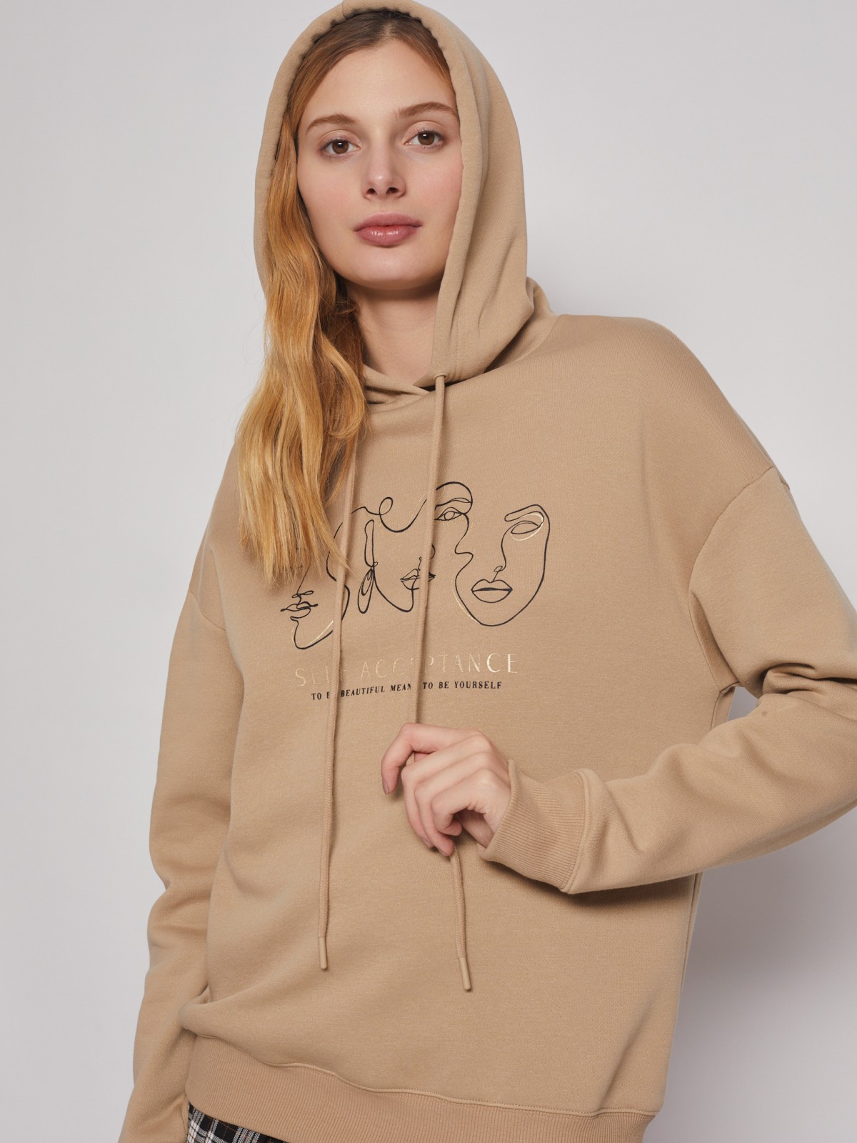 Худи оверсайз силуэта с принтом