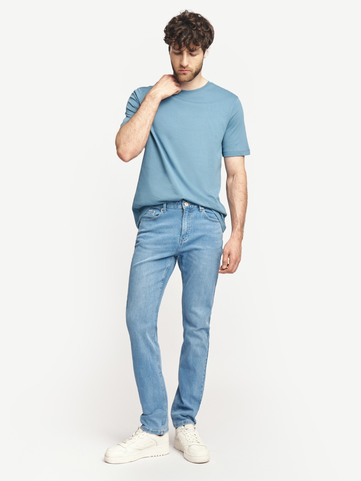 Футболка из хлопка с круглым вырезом