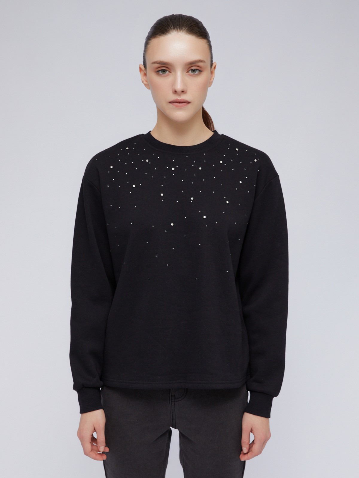 Утеплённый свитшот со стразами