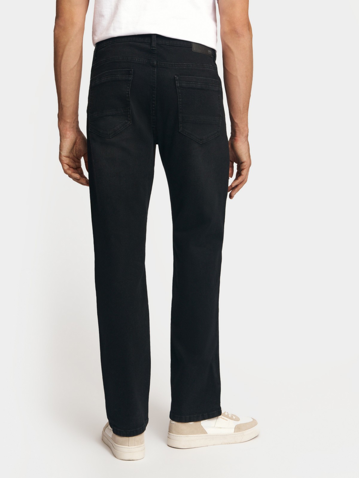 Джинсы прямого фасона