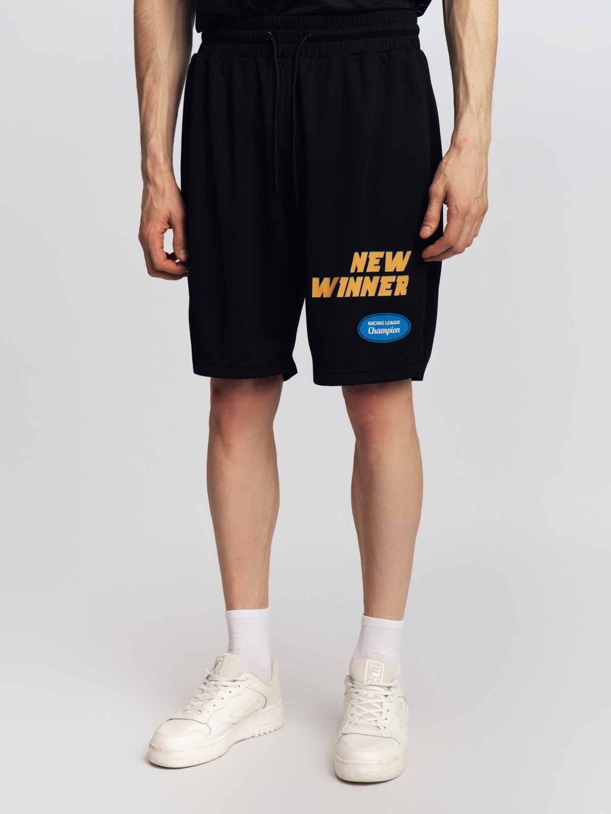 Трикотажные шорты на резинке