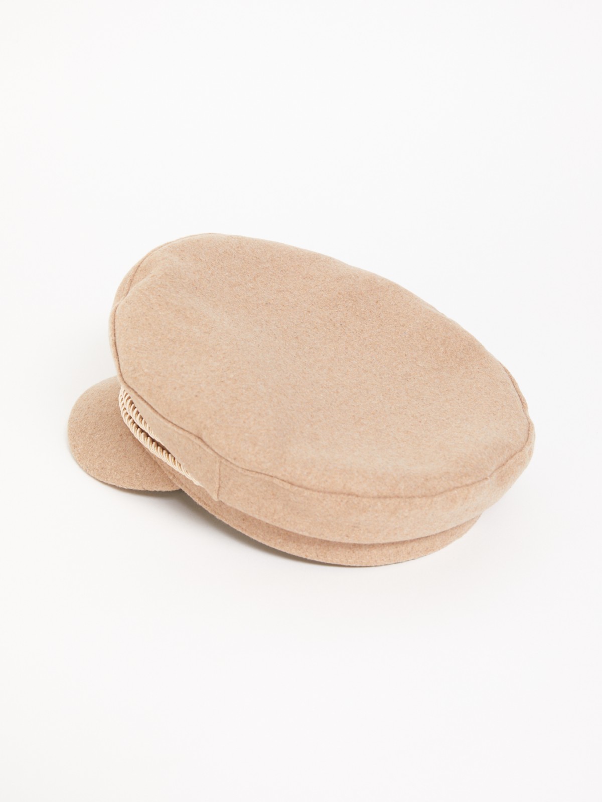 Теплая кепка в морском стиле