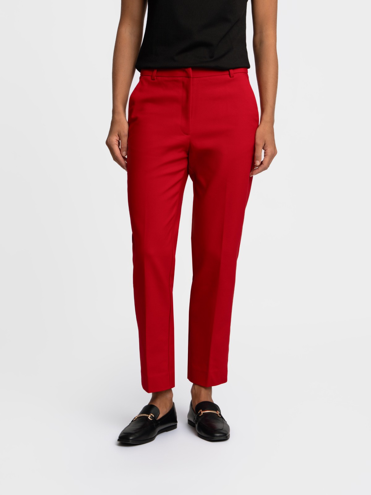 Офисные брюки силуэта Slim со стрелками