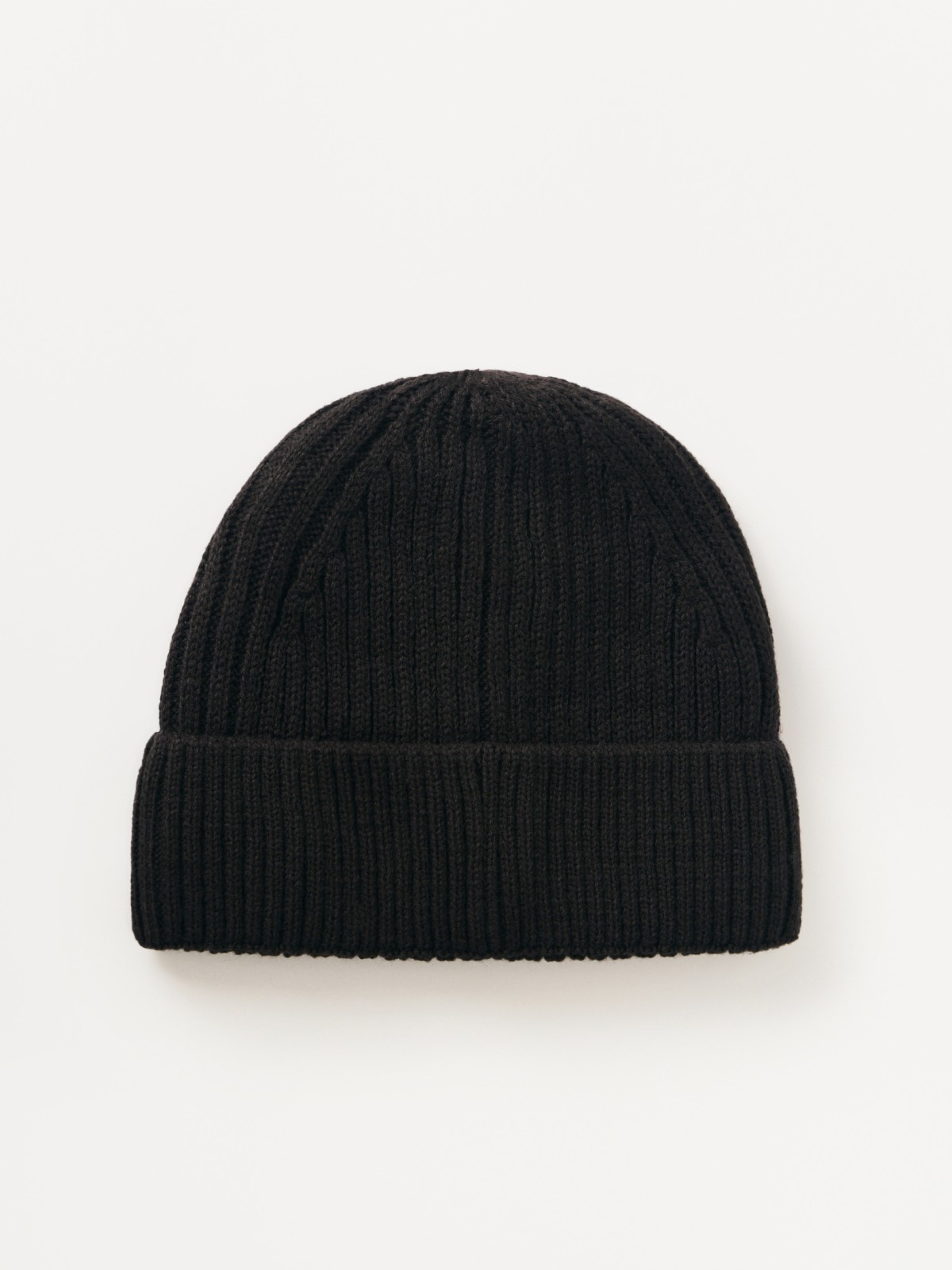 Вязаная шапка-бини с экомехом