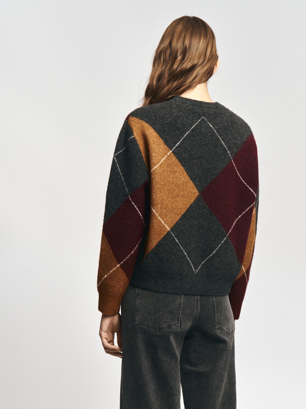 Вязаный джемпер с узором в ромб