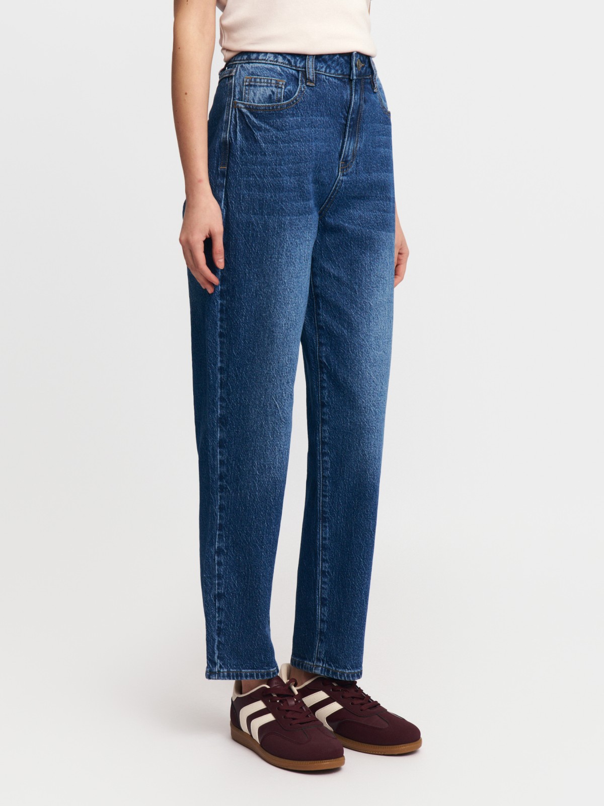 Джинсы силуэта Mom Comfort с высокой посадкой