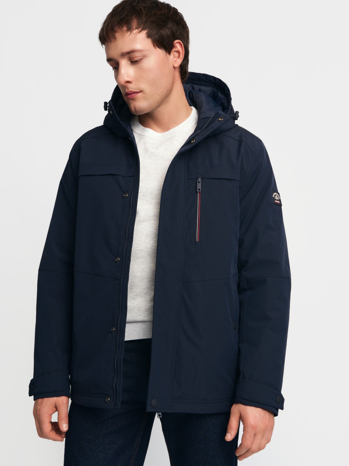 Тёплая куртка с капюшоном на синтепоне