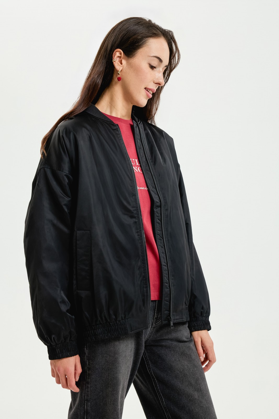 Утеплённая куртка-бомбер на синтепоне