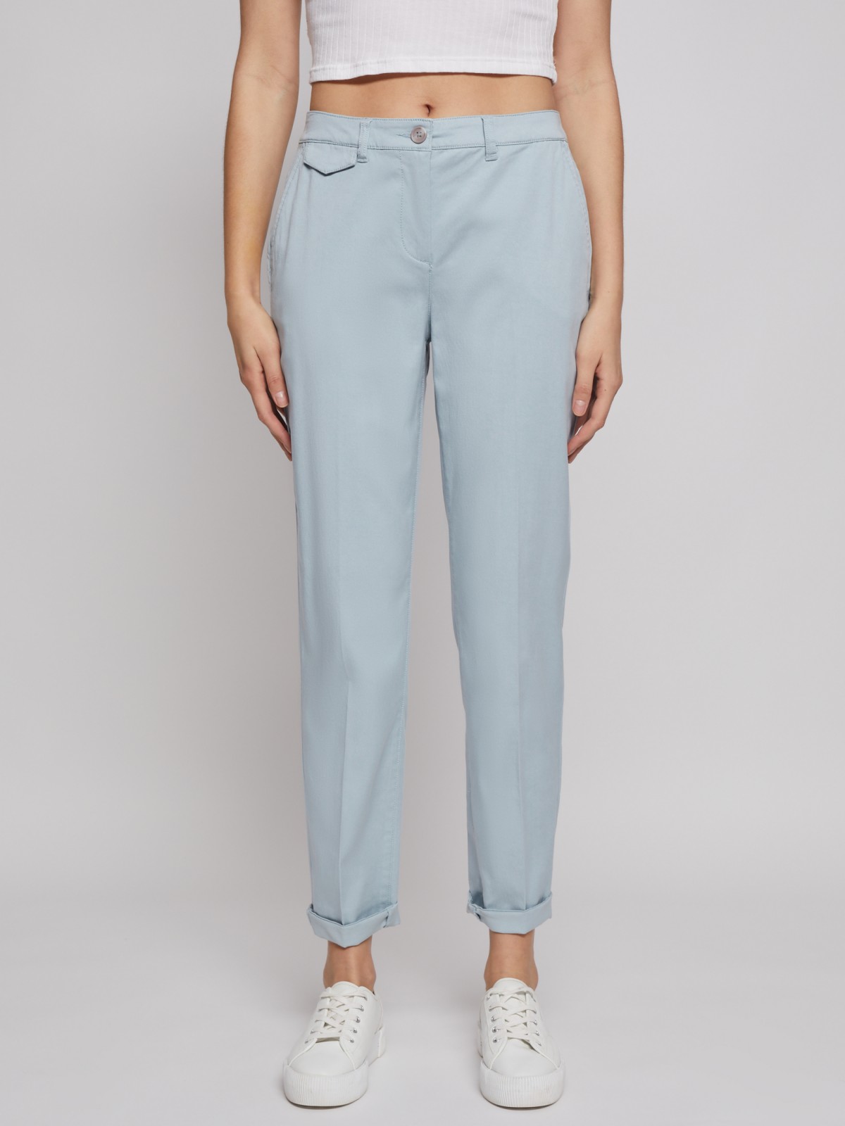 Брюки-чинос 