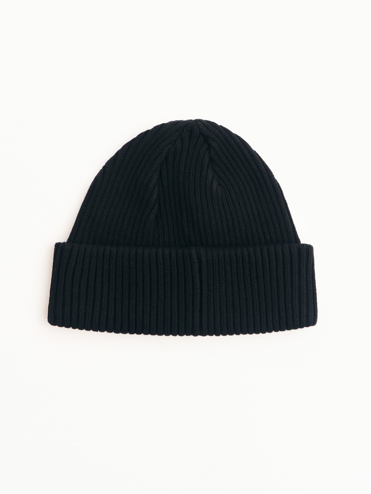 Вязаная шапка-бини