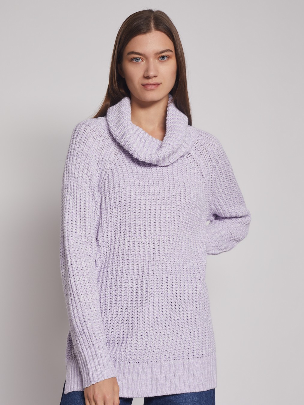 Вязаный свитер с воротником-хомутом Вязаный свитер с воротником-хомутом