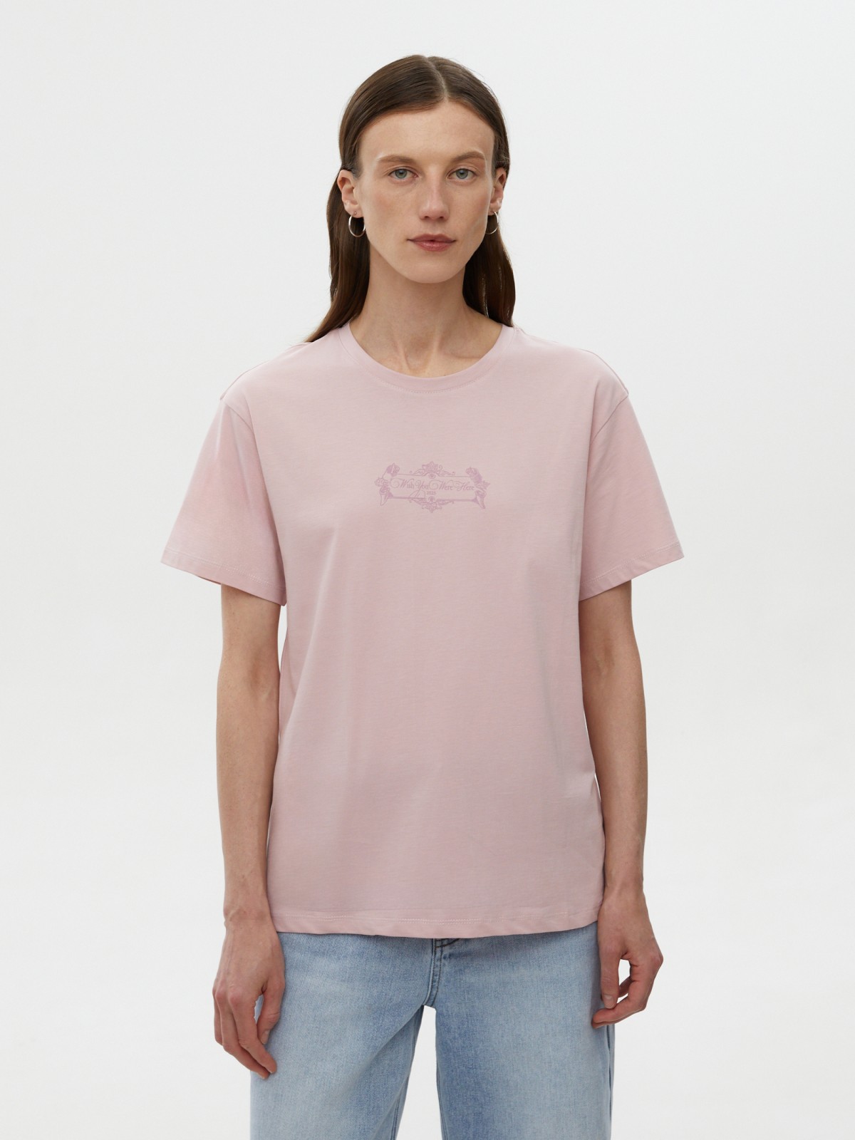 Футболка из хлопка с надписью на спине