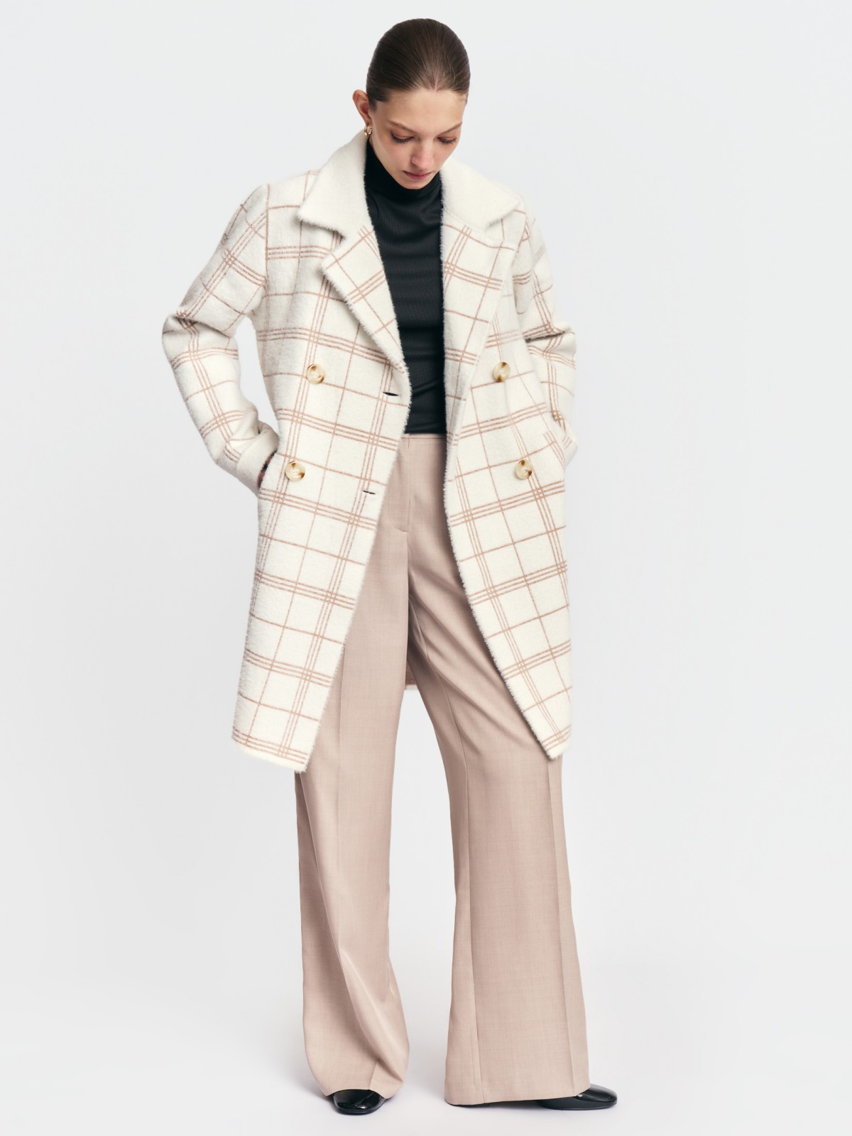 Двубортный кардиган-пальто с узором в клетку