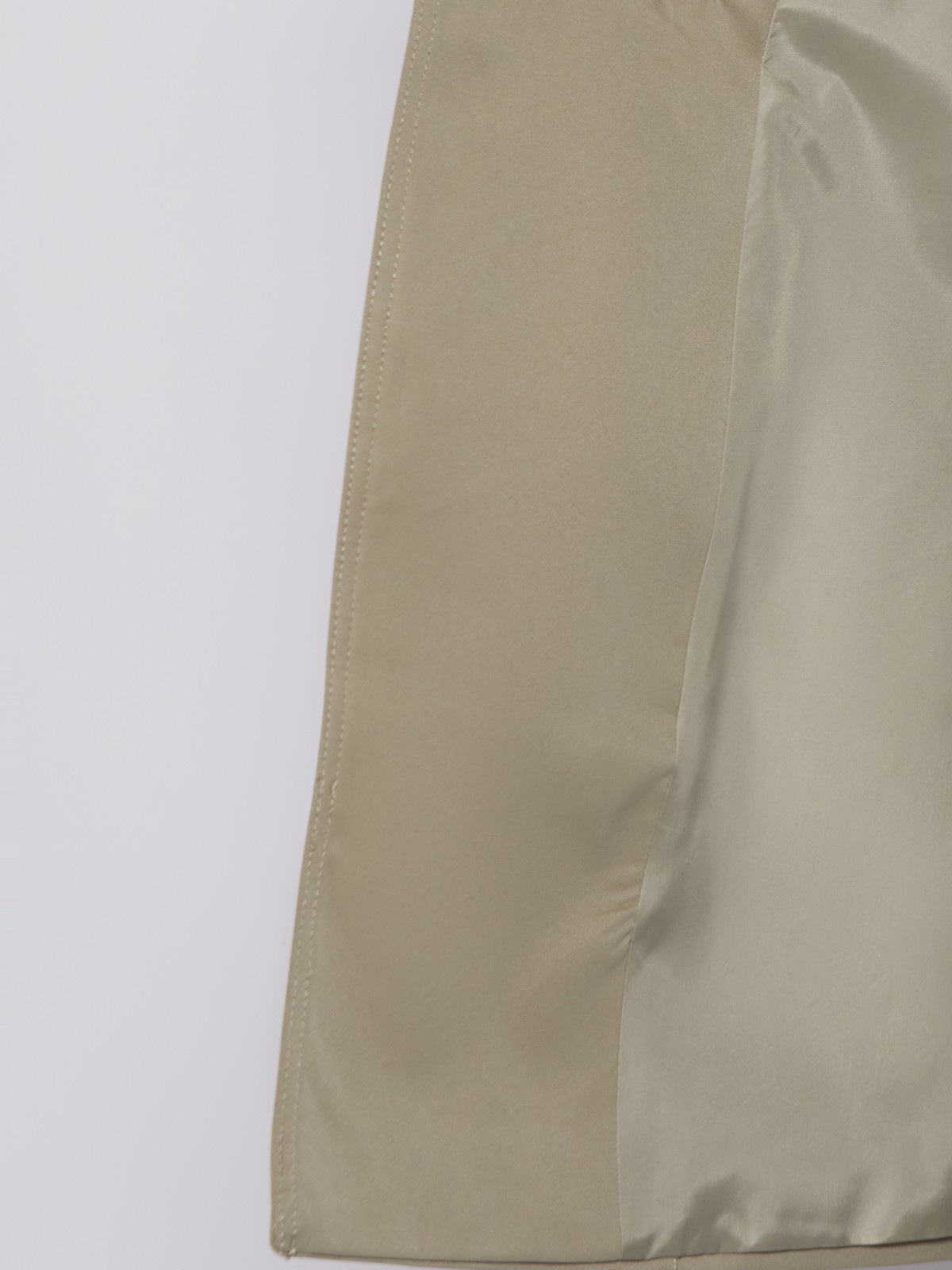 Двубортный тренчкот с ремнём