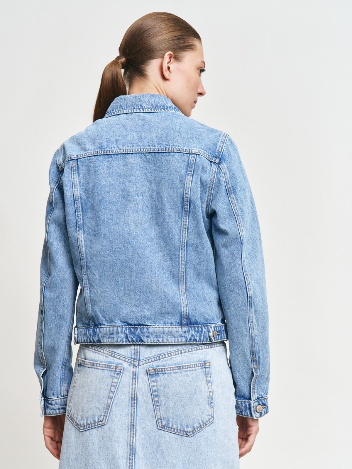 Джинсовая куртка прямого силуэта из хлопка