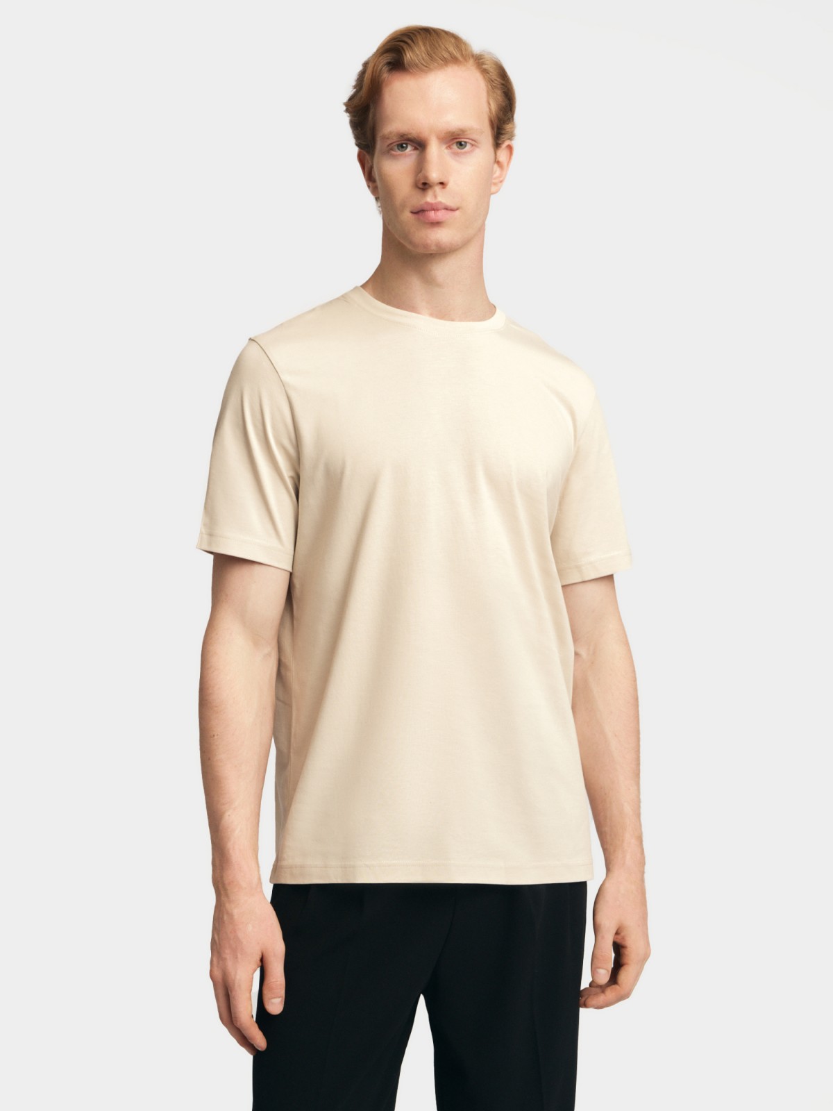 Однотонная футболка из хлопка