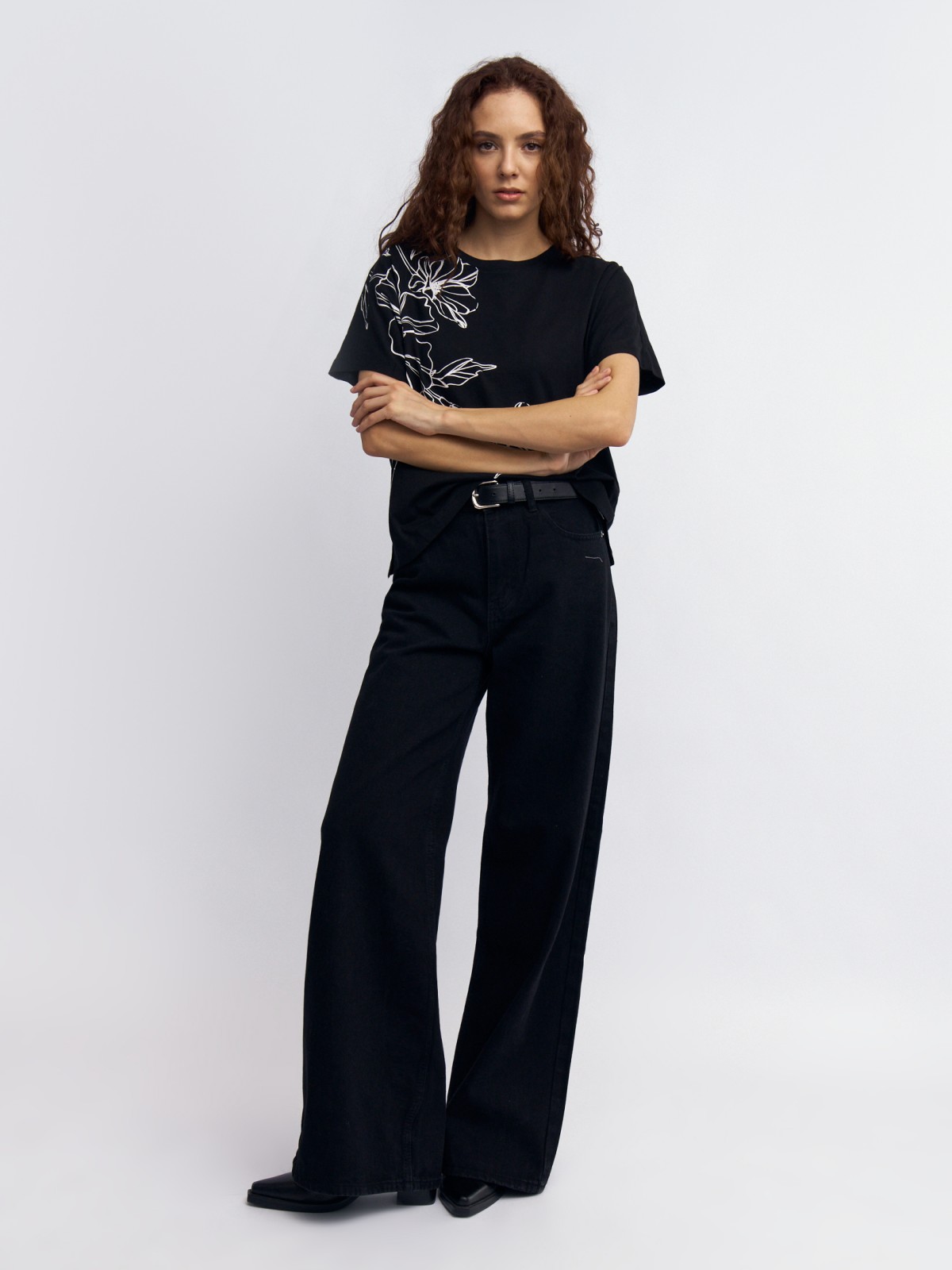 Футболка из хлопка с цветочным принтом