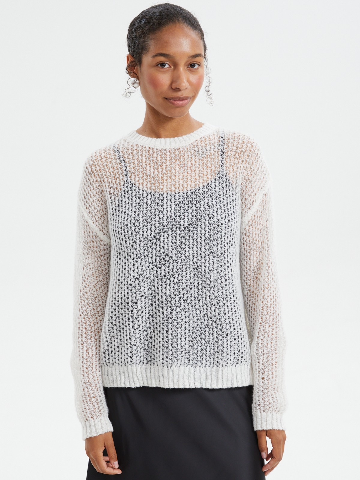 Ажурный вязаный джемпер