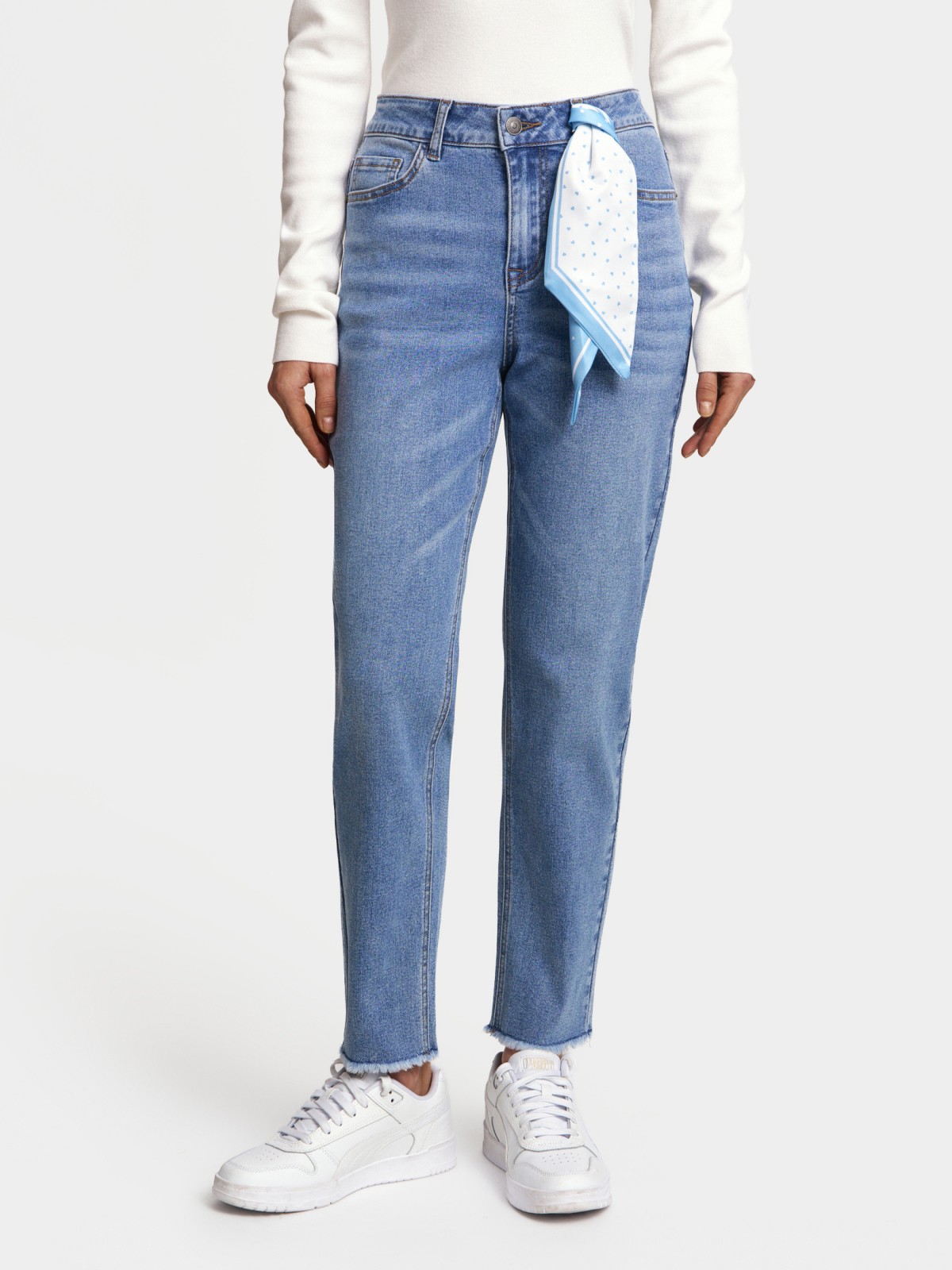 Джинсы силуэта Boyfriend с платком